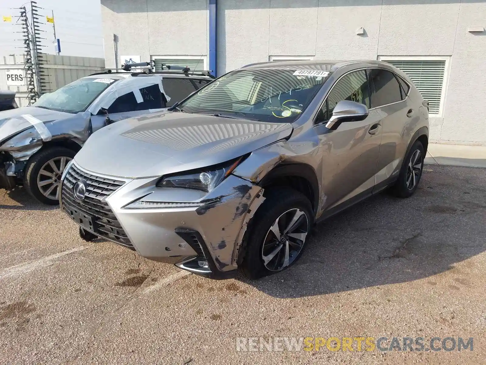 2 Фотография поврежденного автомобиля JTJGJRDZ9L2126288 LEXUS NX 2020