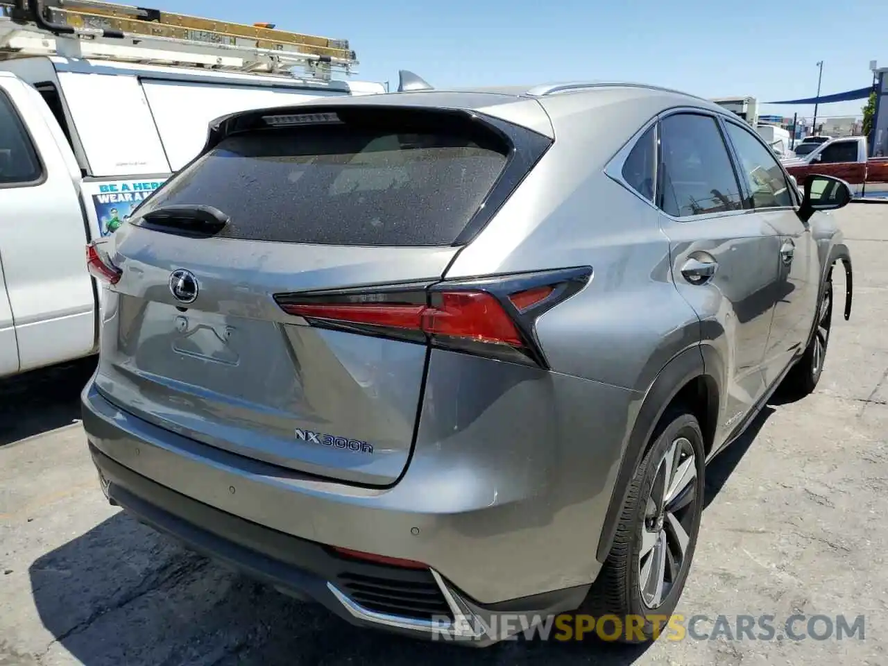 4 Photograph of a damaged car JTJGJRDZXL2140331 LEXUS NX 2020