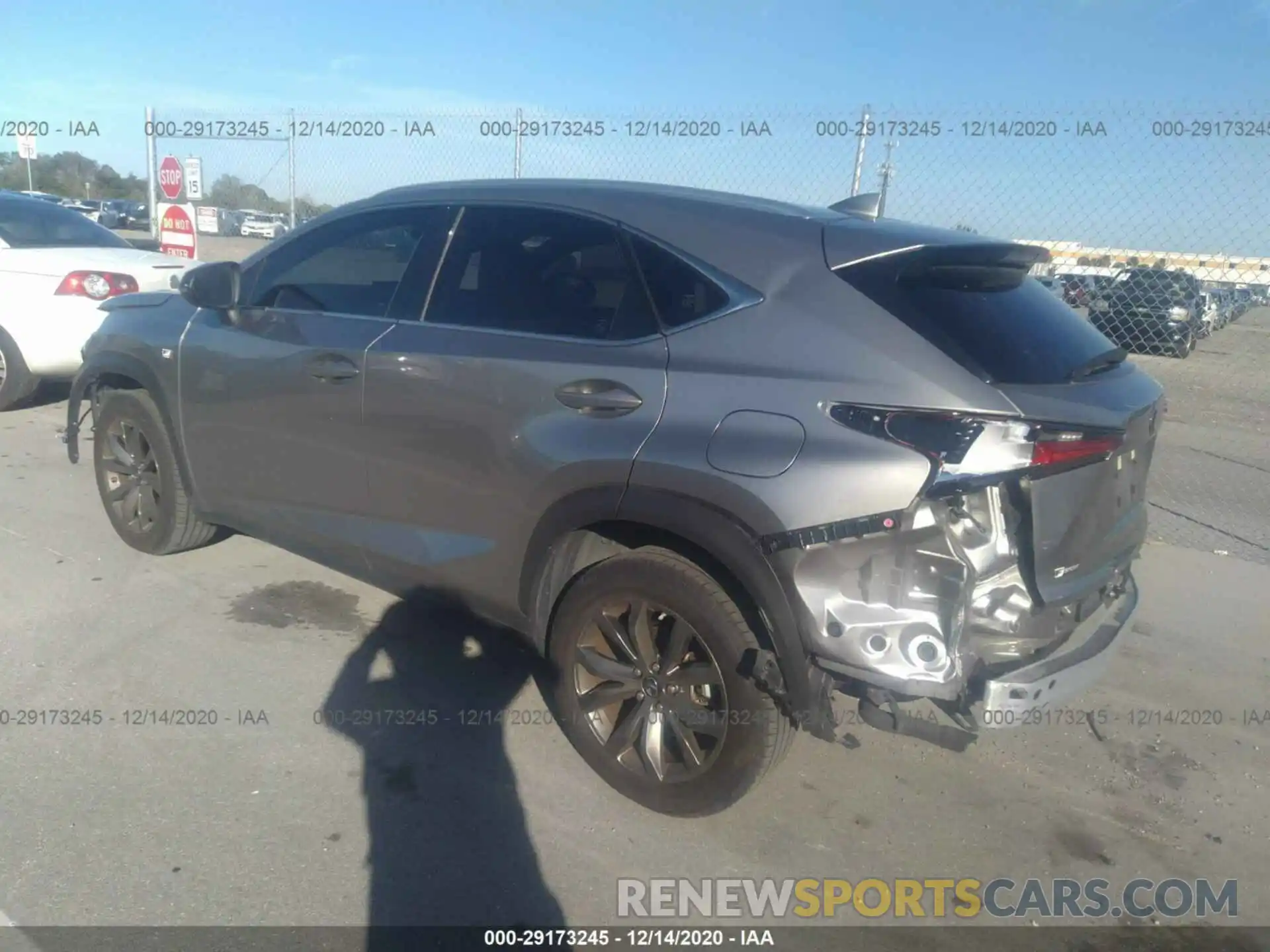 3 Фотография поврежденного автомобиля JTJJARBZ4L5004932 LEXUS NX 2020