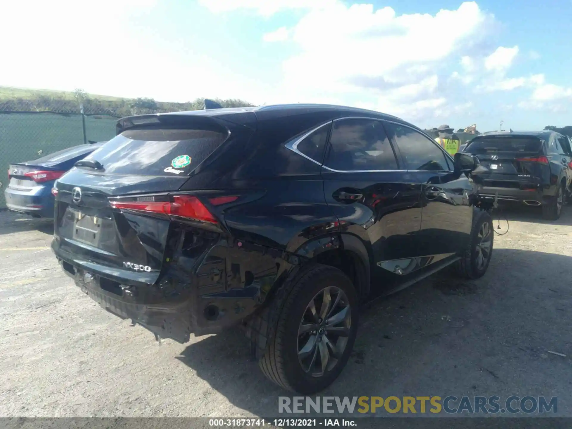 4 Фотография поврежденного автомобиля JTJJARBZ6L2169933 LEXUS NX 2020