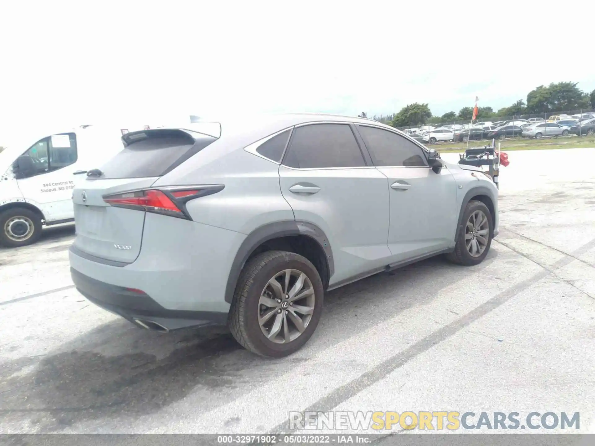 4 Фотография поврежденного автомобиля JTJJARBZ6L2176705 LEXUS NX 2020