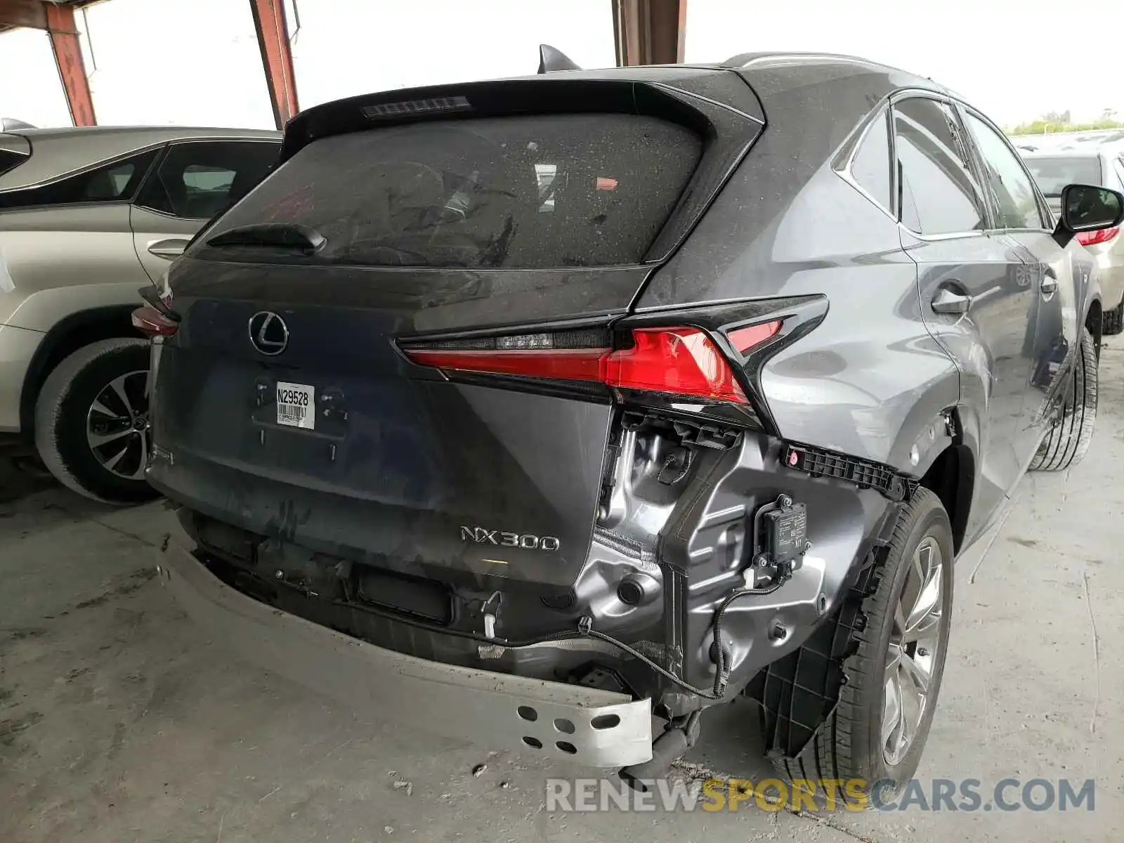 4 Фотография поврежденного автомобиля JTJSARBZ2L2175135 LEXUS NX 2020