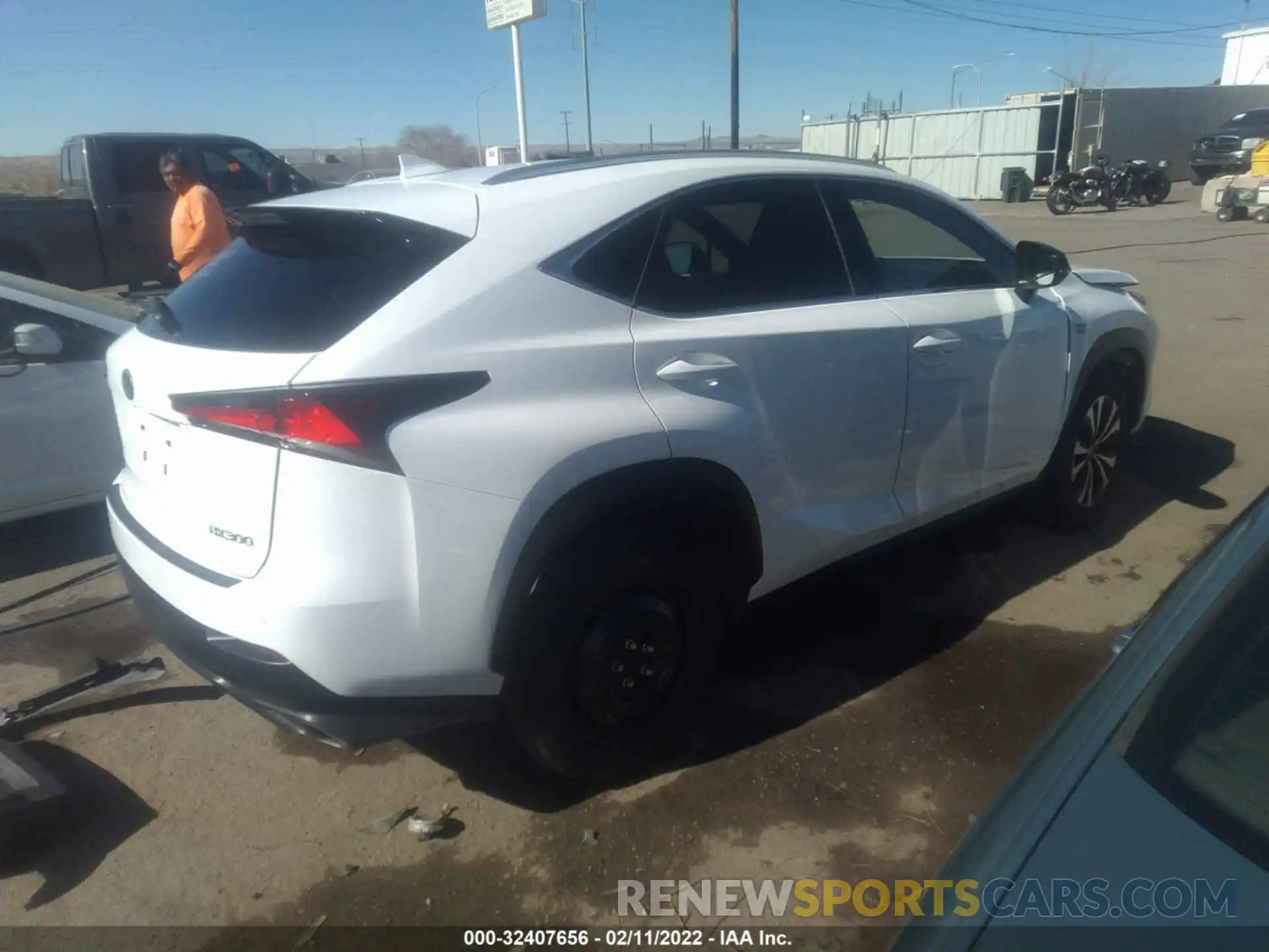 4 Фотография поврежденного автомобиля JTJSARBZ8L5003674 LEXUS NX 2020