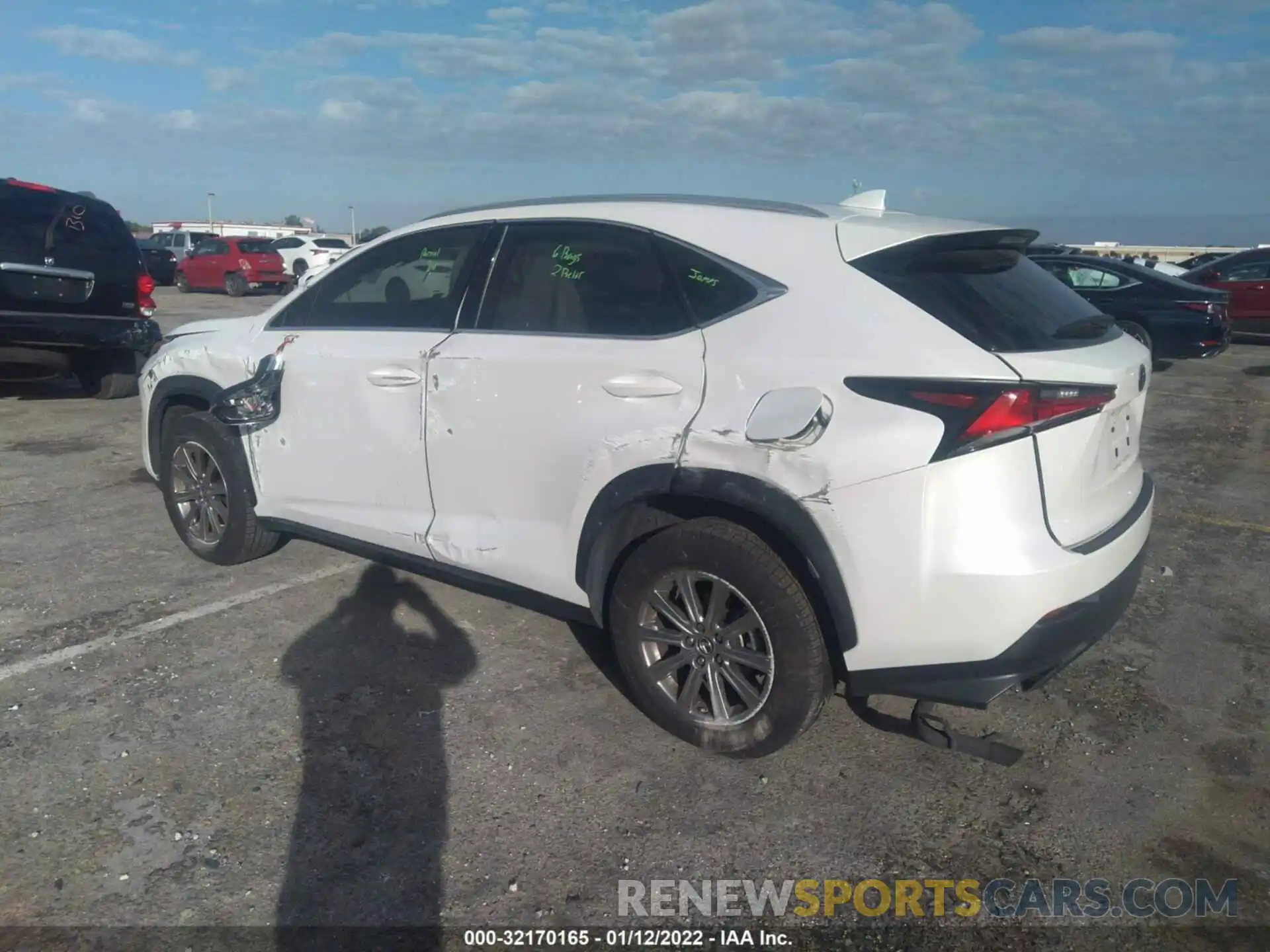 3 Фотография поврежденного автомобиля JTJDARBZ2M5030038 LEXUS NX 2021