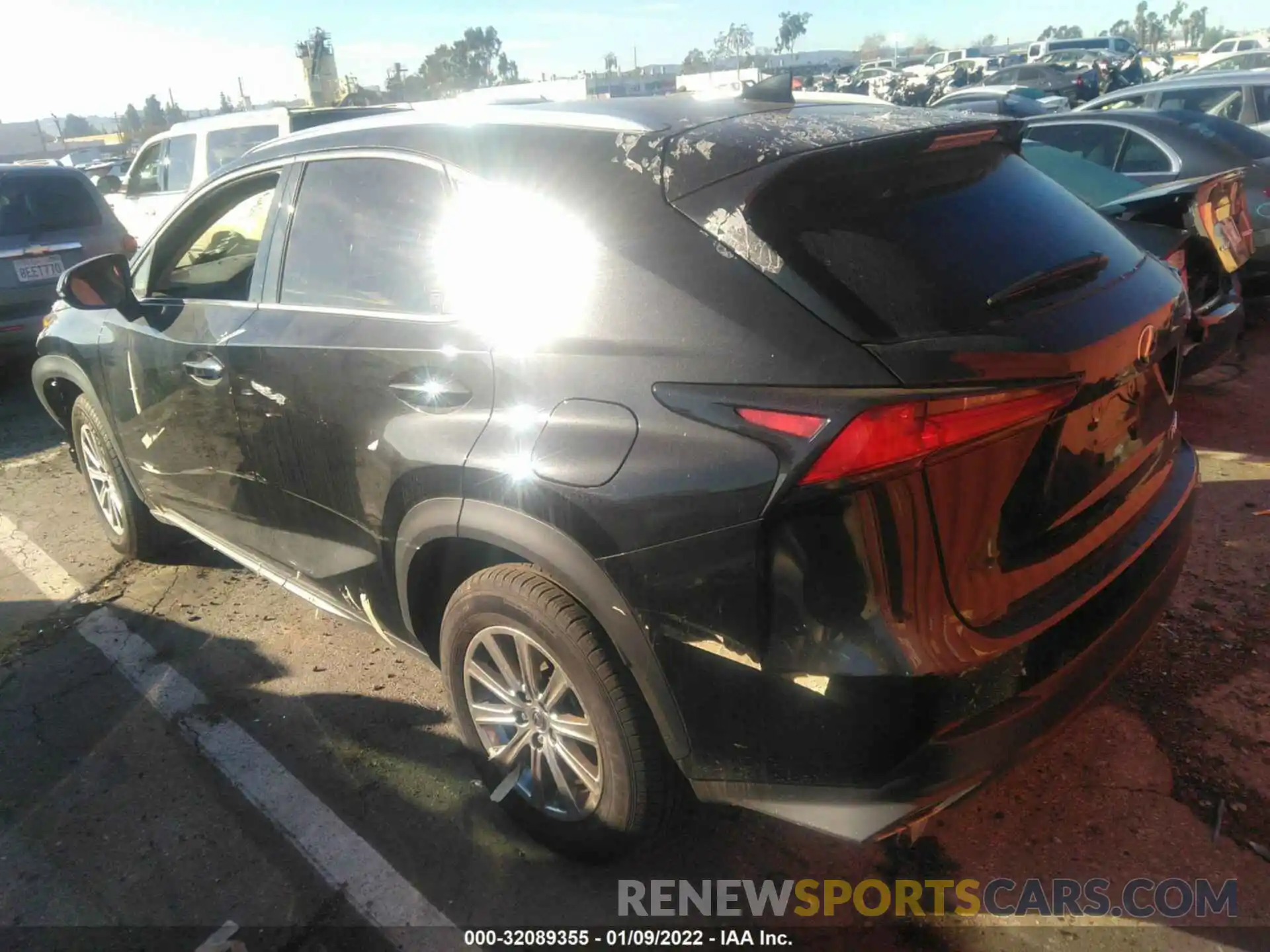 3 Фотография поврежденного автомобиля JTJDARBZ4M5022698 LEXUS NX 2021