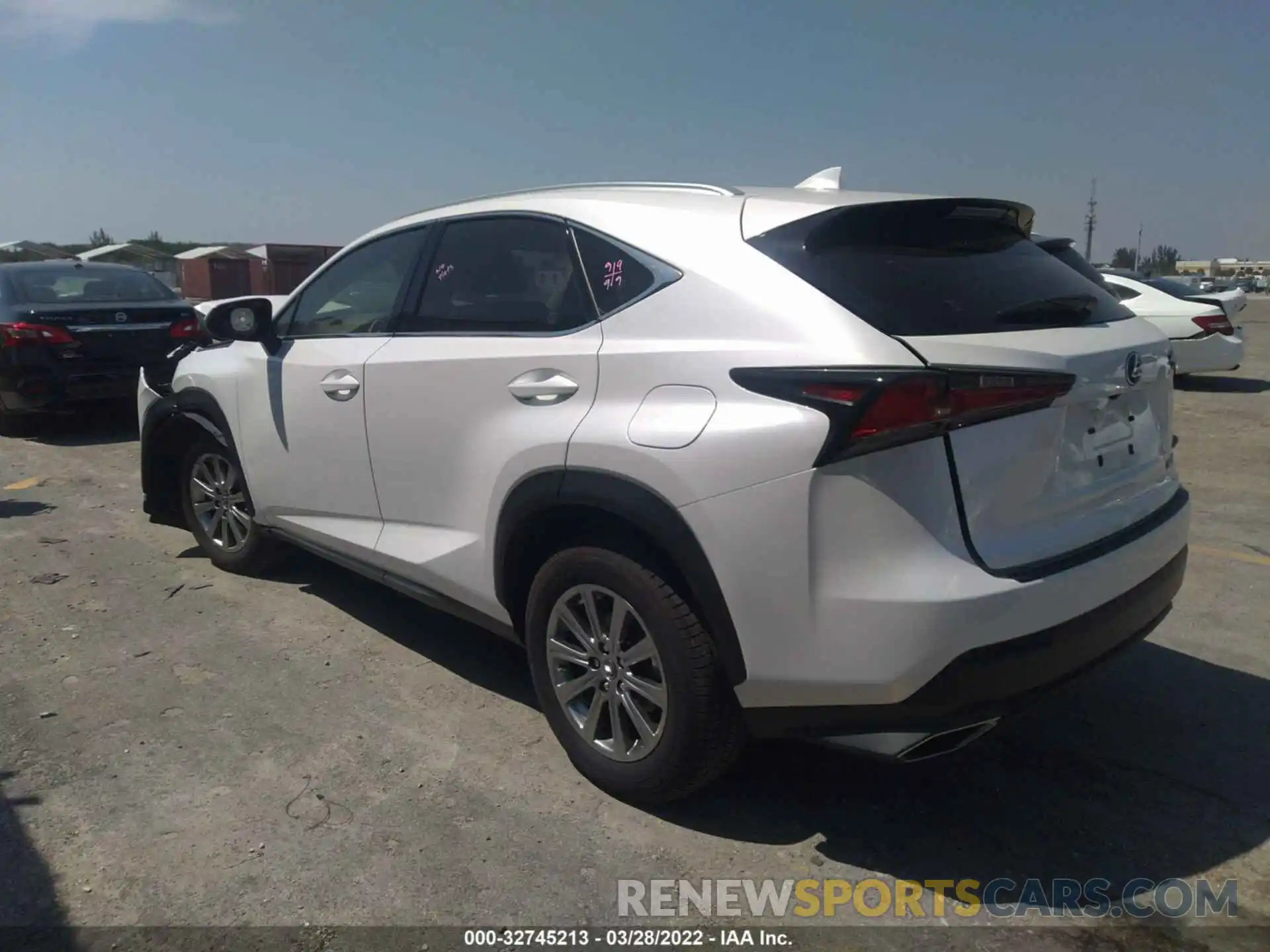 3 Фотография поврежденного автомобиля JTJDARBZ8M5031744 LEXUS NX 2021