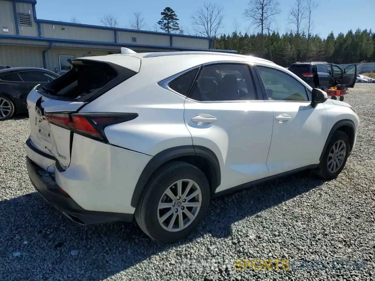 3 Фотография поврежденного автомобиля JTJDARBZ9M5021787 LEXUS NX 2021