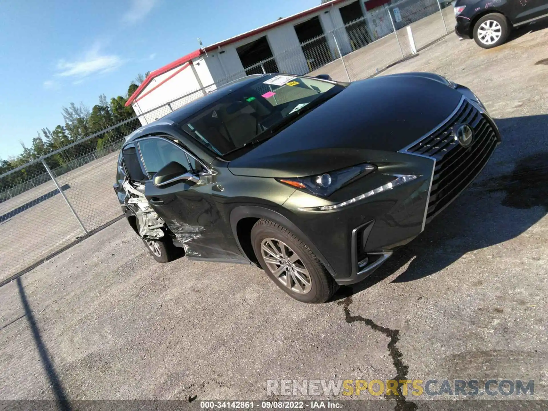 1 Фотография поврежденного автомобиля JTJDARBZXM2194591 LEXUS NX 2021