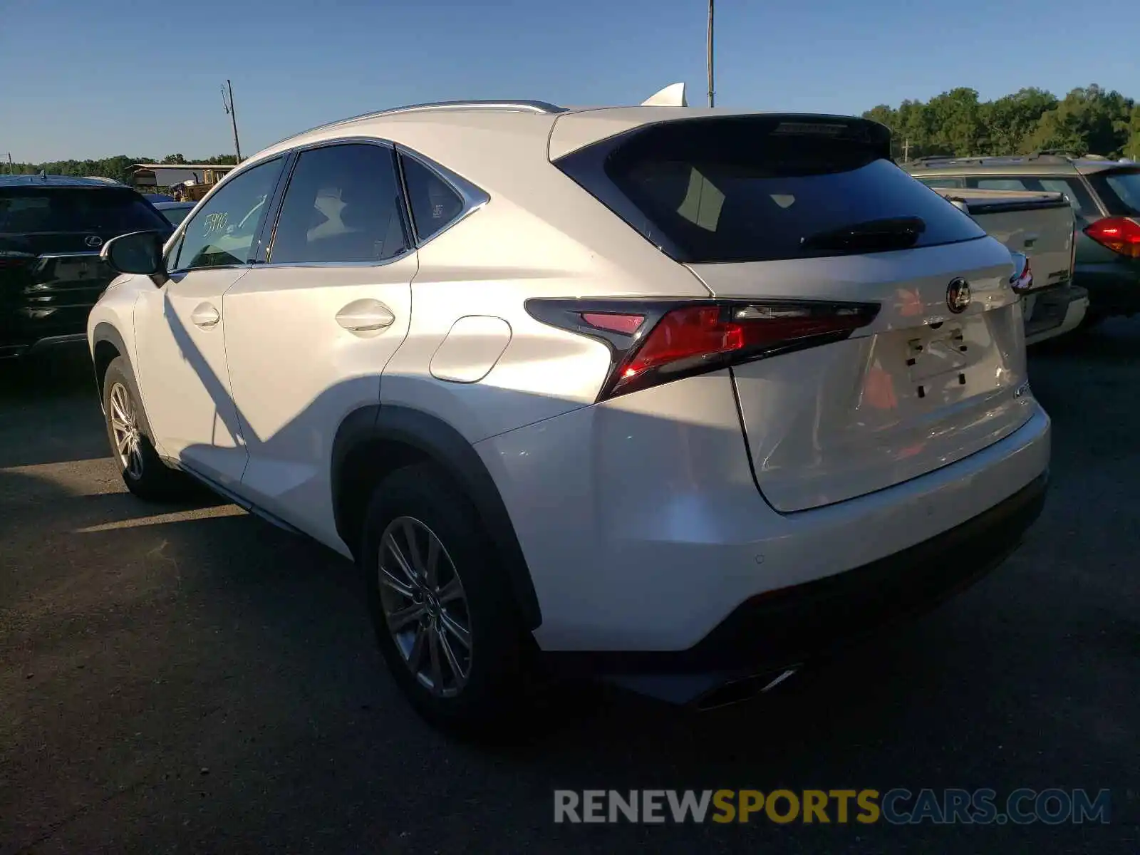 3 Фотография поврежденного автомобиля JTJDARDZ0M5024297 LEXUS NX 2021