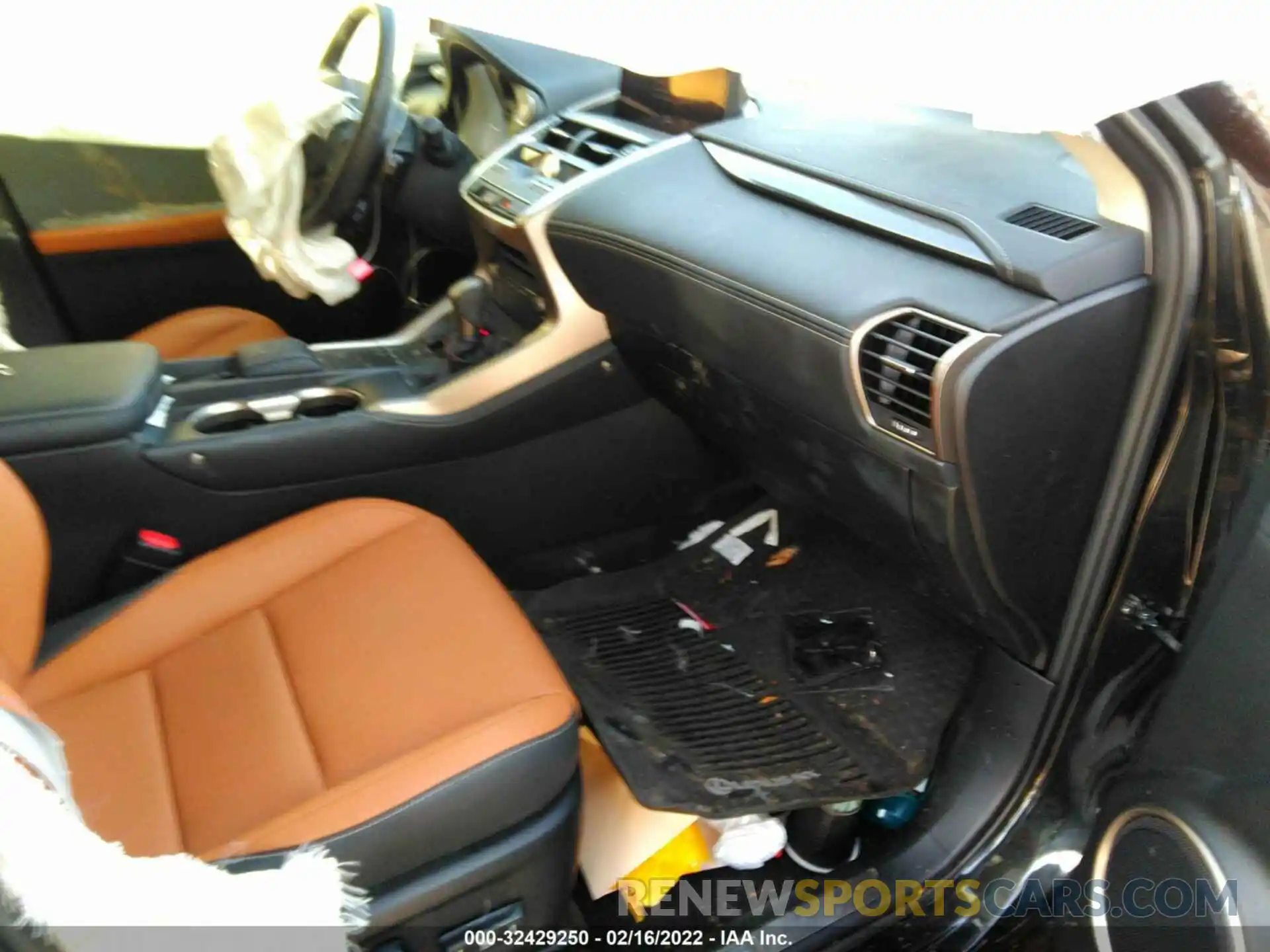 5 Photograph of a damaged car JTJGARDZ5M2242685 LEXUS NX 2021