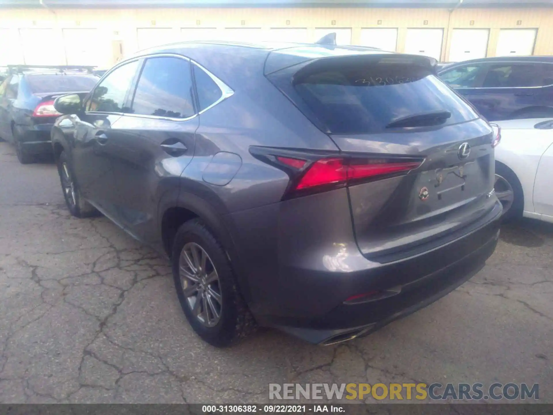 3 Фотография поврежденного автомобиля JTJGARDZ9M2242320 LEXUS NX 2021