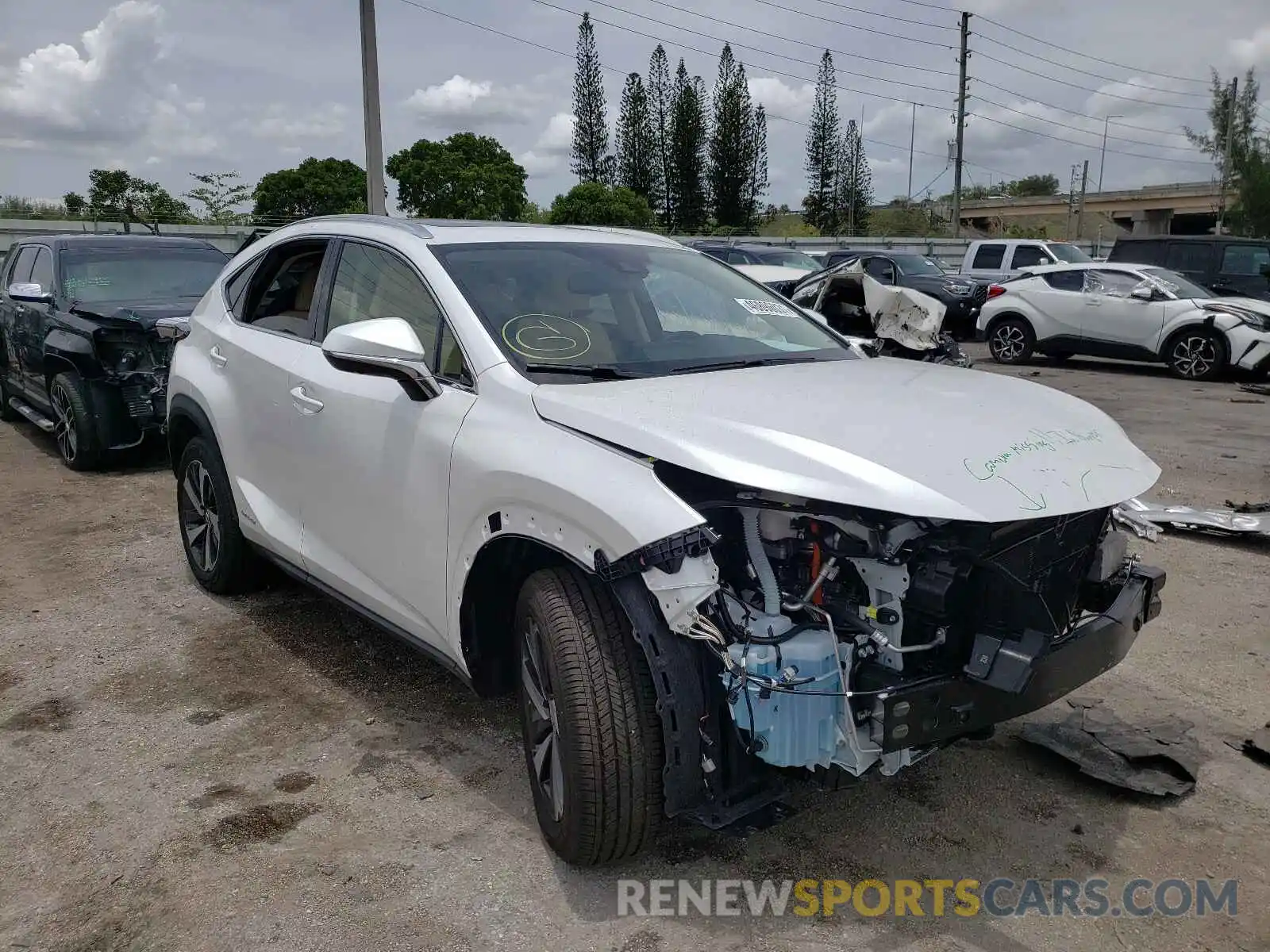 1 Photograph of a damaged car JTJGJRDZ2M5013962 LEXUS NX 2021