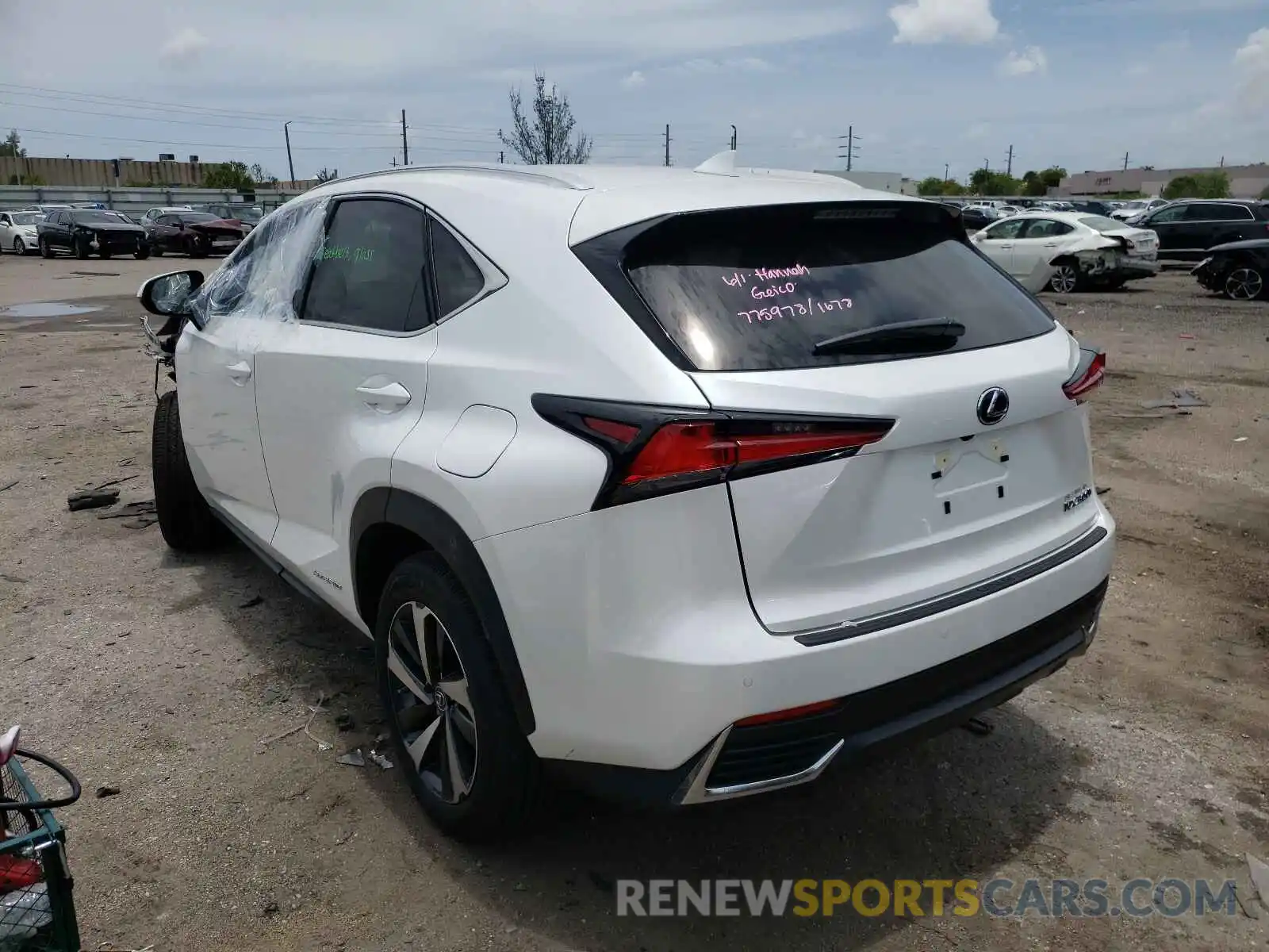 3 Фотография поврежденного автомобиля JTJGJRDZ2M5013962 LEXUS NX 2021