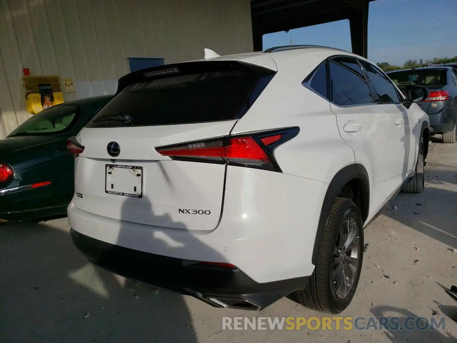 4 Фотография поврежденного автомобиля JTJSARBZ7M5026350 LEXUS NX 2021