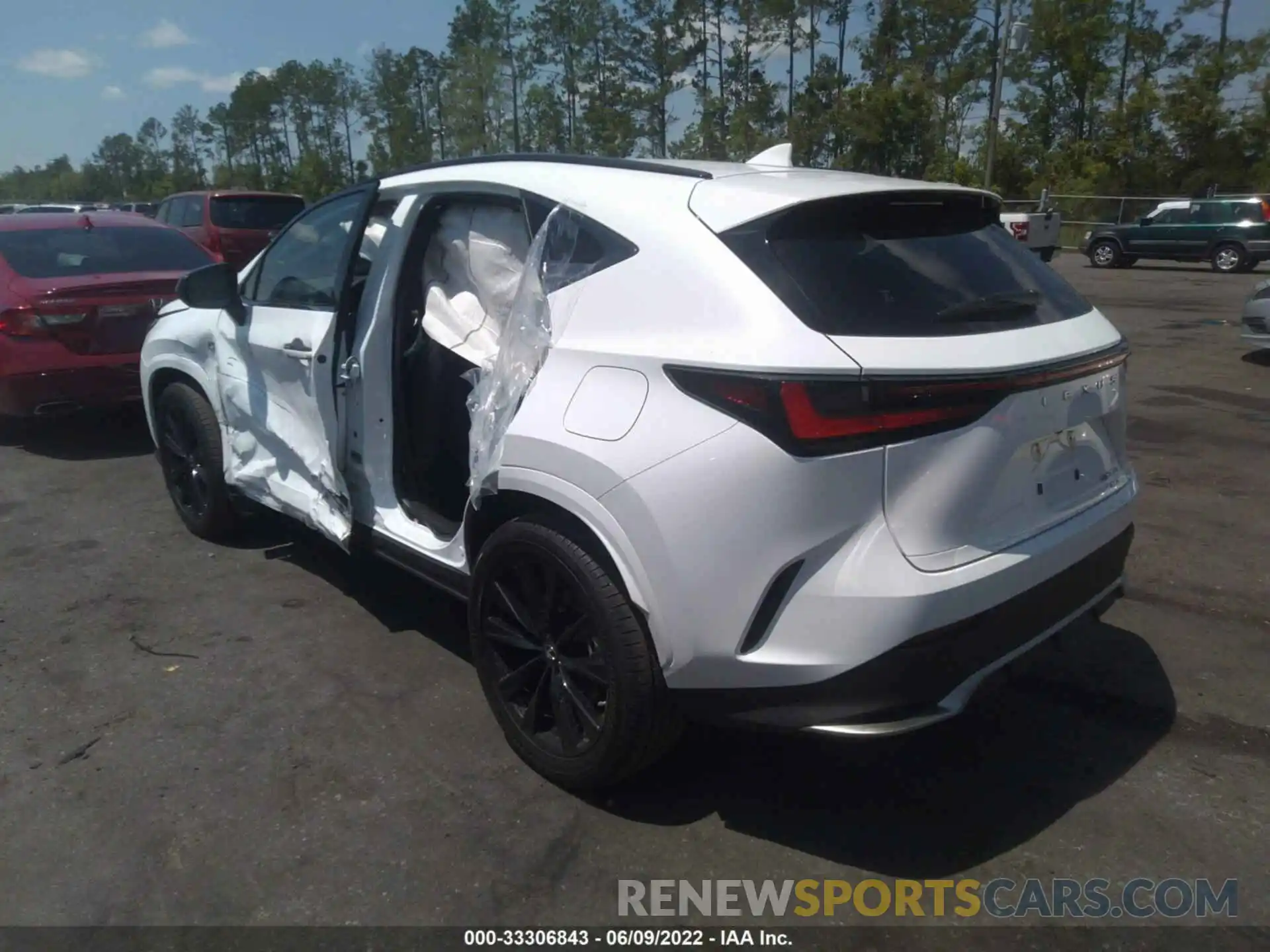 3 Фотография поврежденного автомобиля JTJKGCEZ6N2004012 LEXUS NX 2022