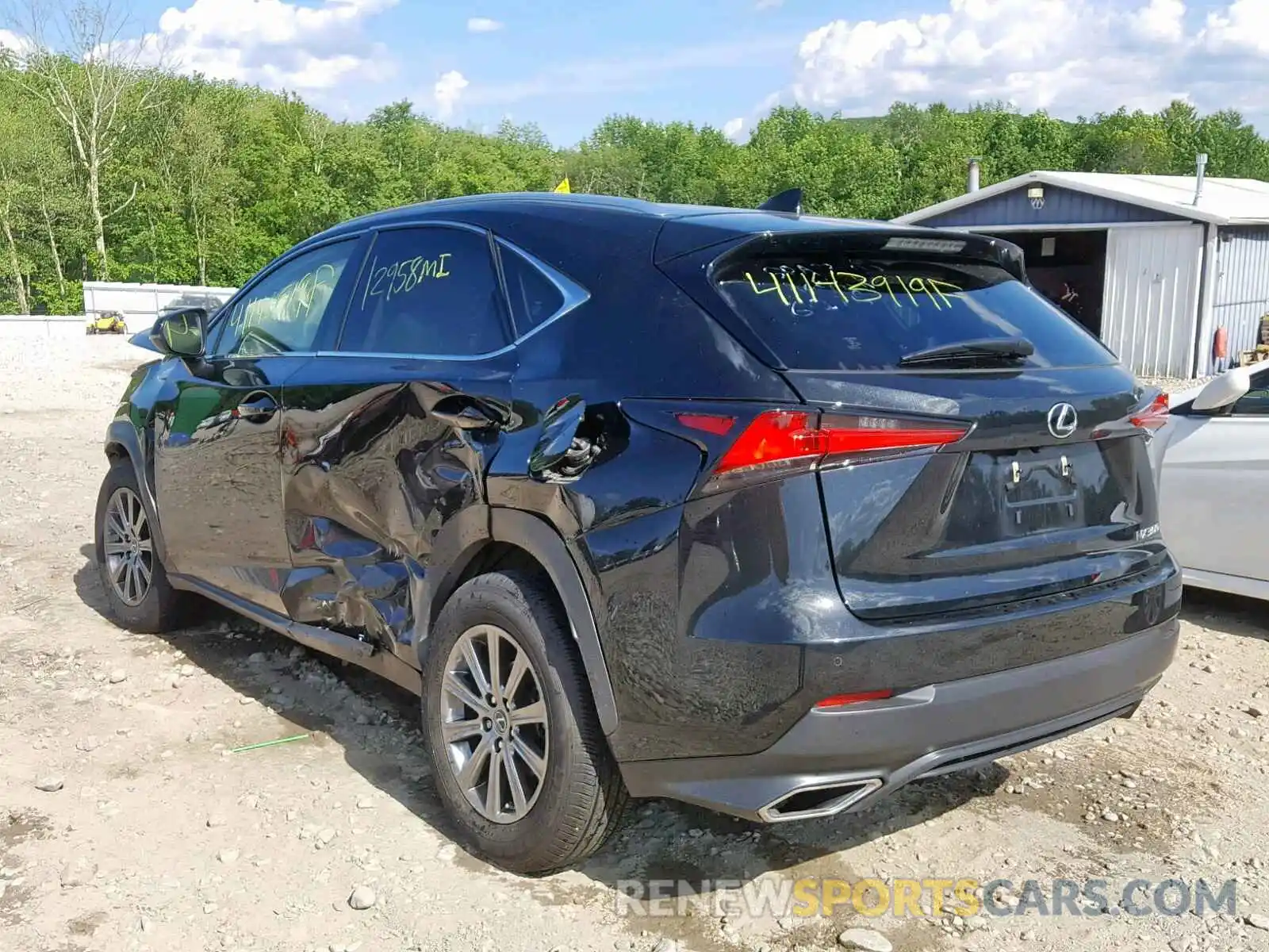 3 Фотография поврежденного автомобиля JTJBARBZ1K2182639 LEXUS NX 300 2019