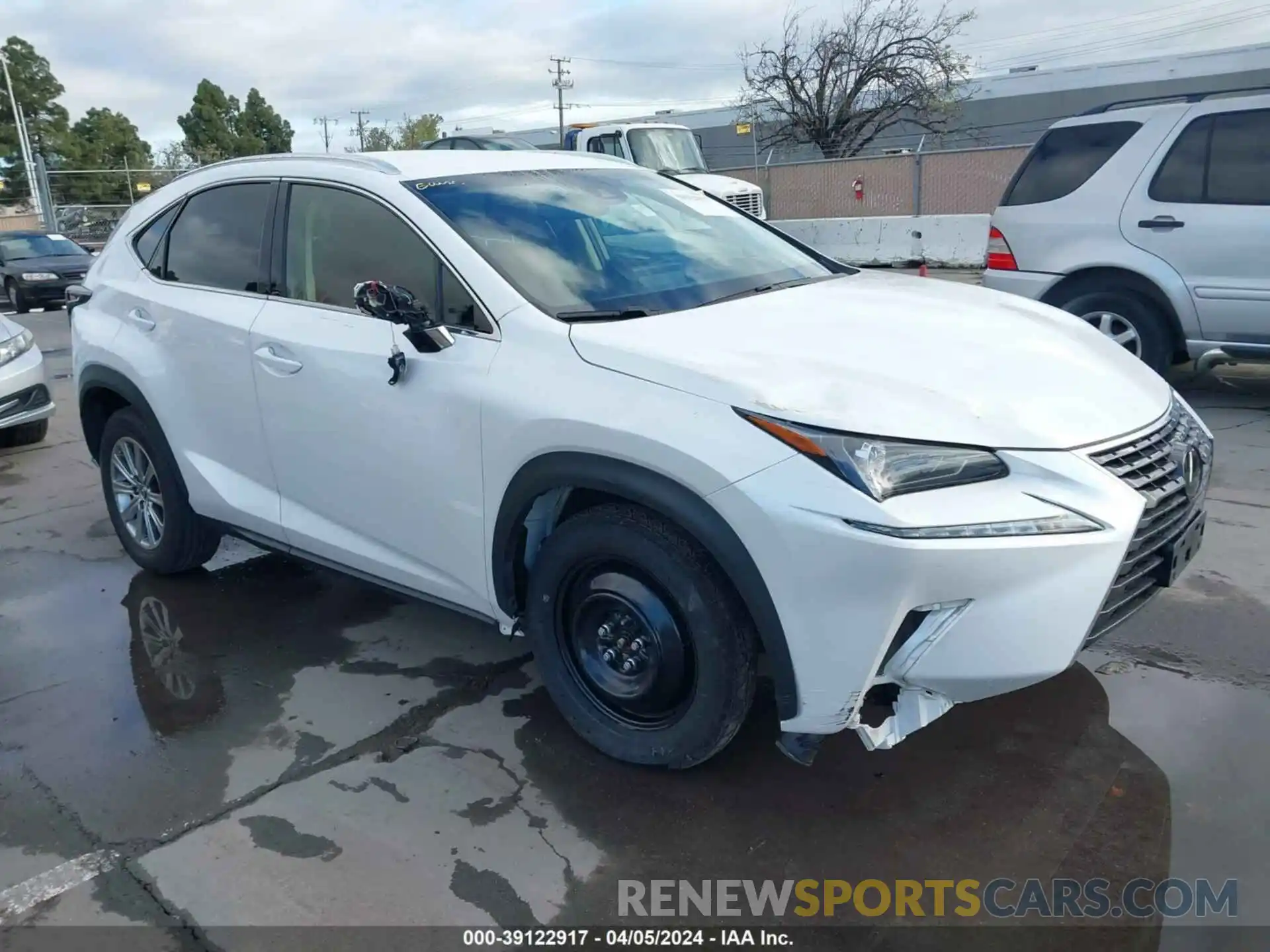 1 Photograph of a damaged car JTJBARBZ4K2195210 LEXUS NX 300 2019