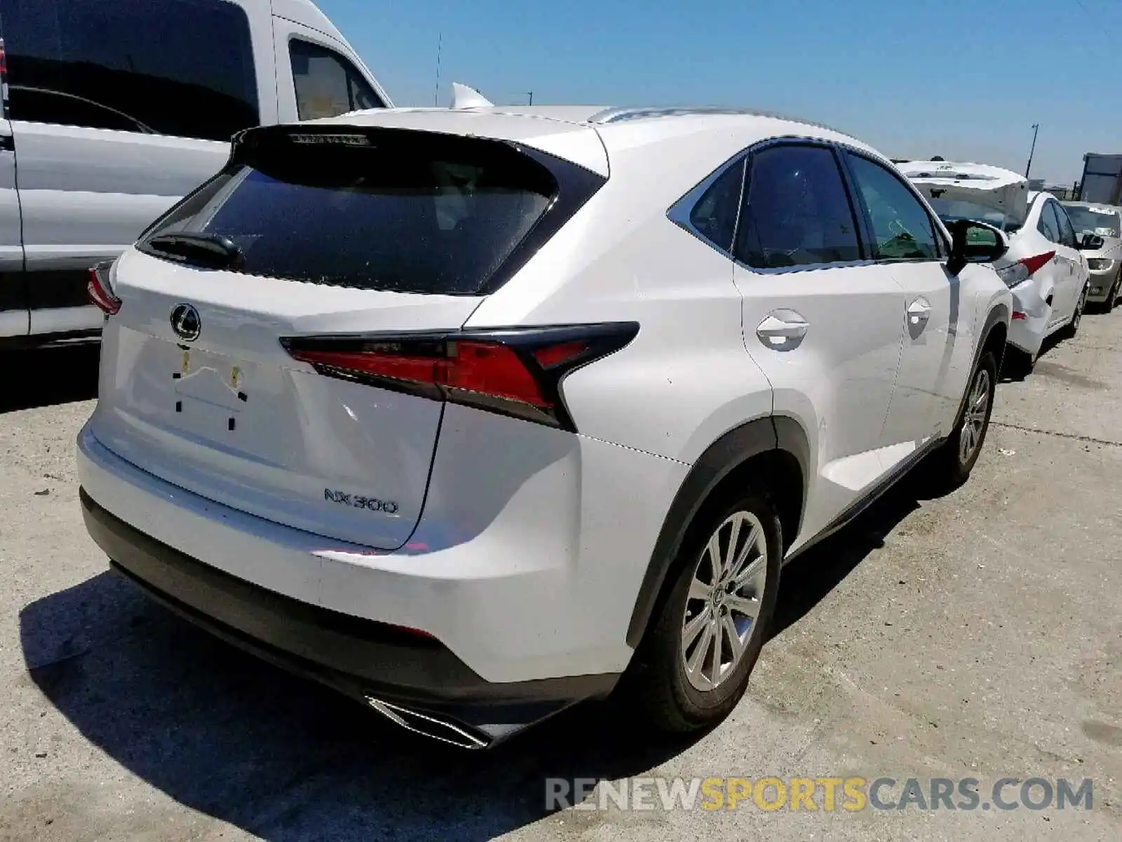 4 Фотография поврежденного автомобиля JTJYARBZ3K2154237 LEXUS NX 300 2019