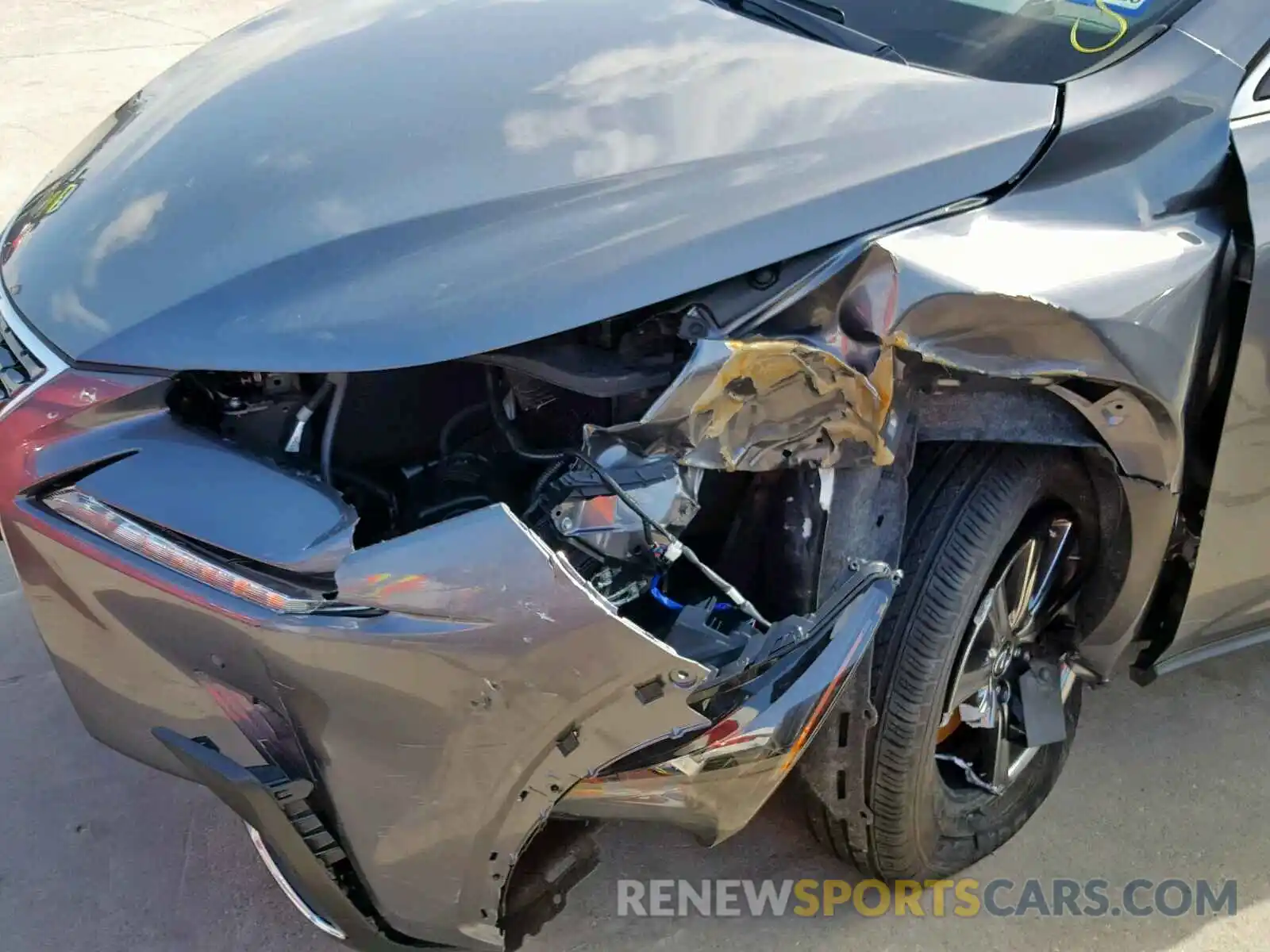 9 Фотография поврежденного автомобиля JTJYARBZXK2123339 LEXUS NX 300 2019