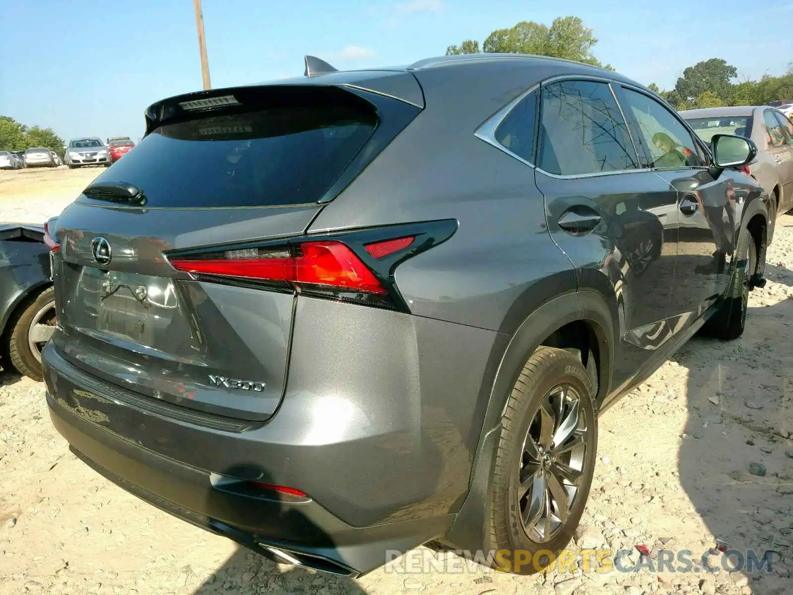 4 Фотография поврежденного автомобиля JTJYARBZXK2136348 LEXUS NX 300 2019