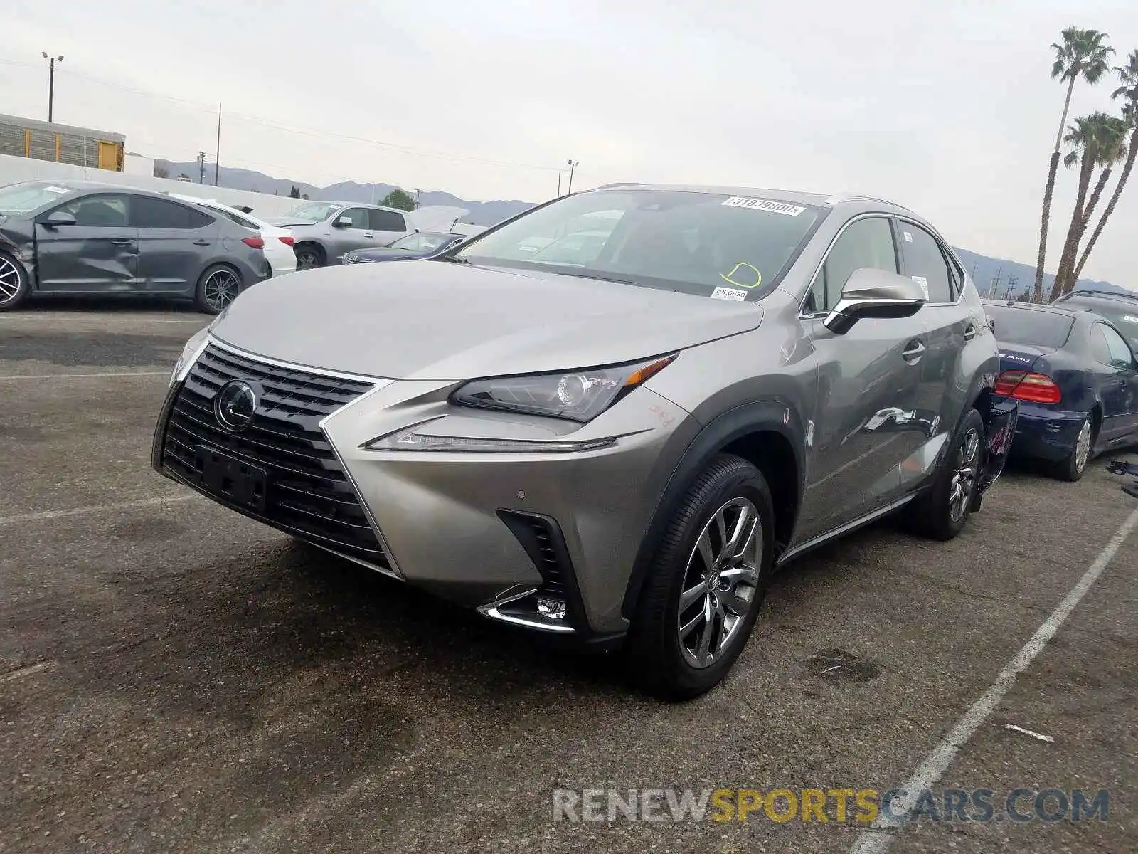 2 Фотография поврежденного автомобиля JTJGARBZ0L5009121 LEXUS NX 300 2020