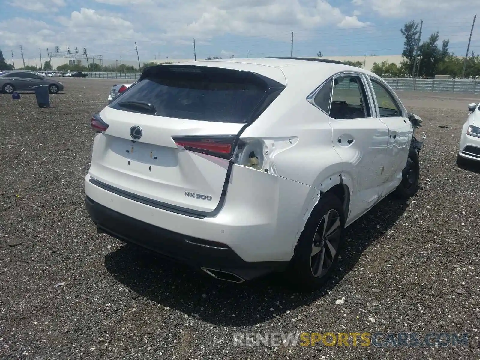 4 Фотография поврежденного автомобиля JTJGARBZ1L2160289 LEXUS NX 300 2020