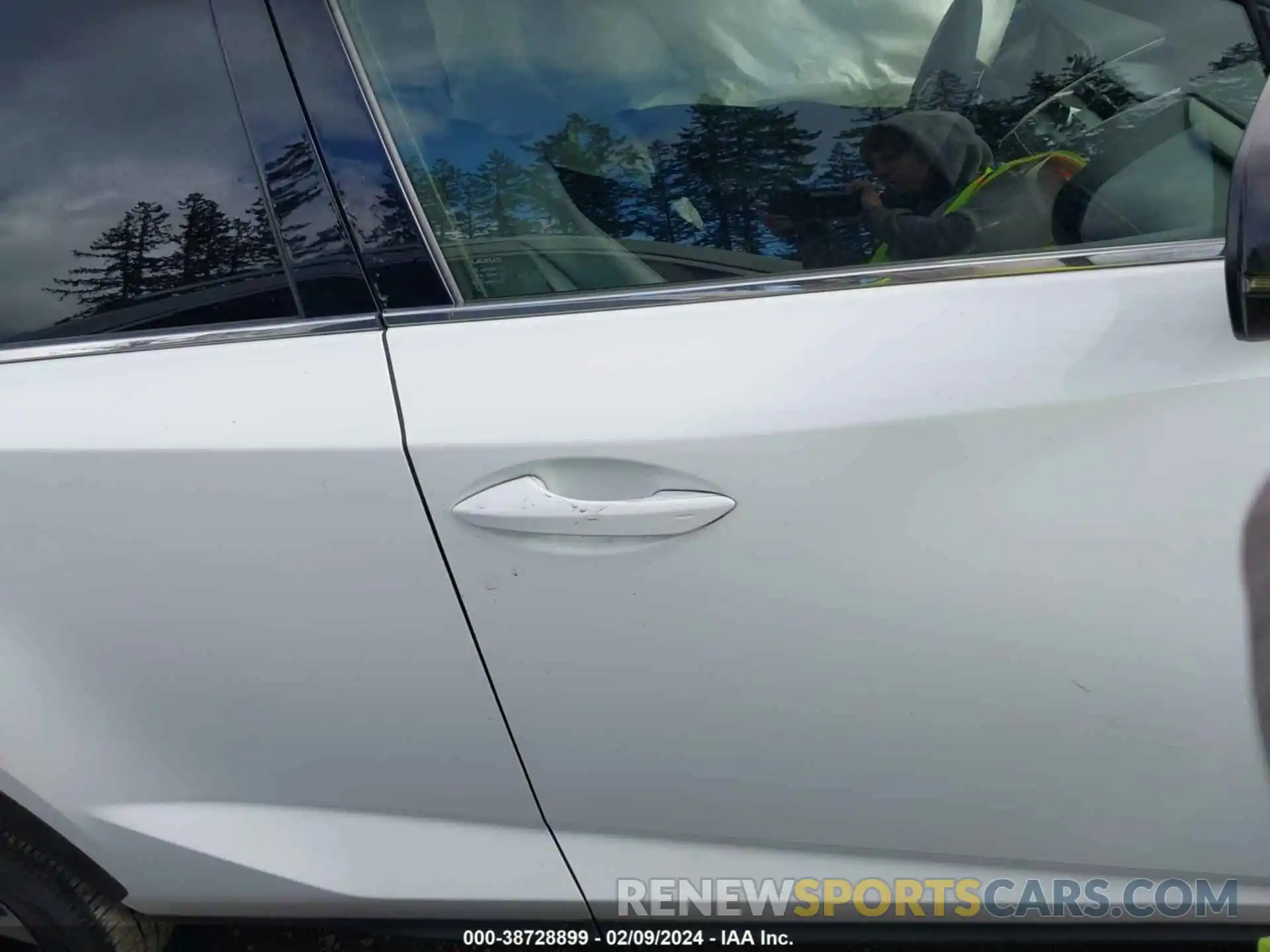 13 Photograph of a damaged car JTJSARDZ1L5001326 LEXUS NX 300 2020