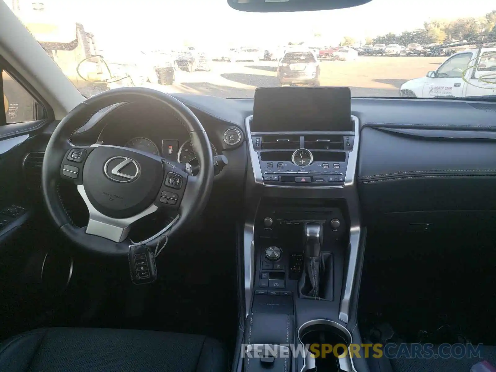 9 Фотография поврежденного автомобиля JTJBARBZ9K2211773 LEXUS NX 300 BAS 2019