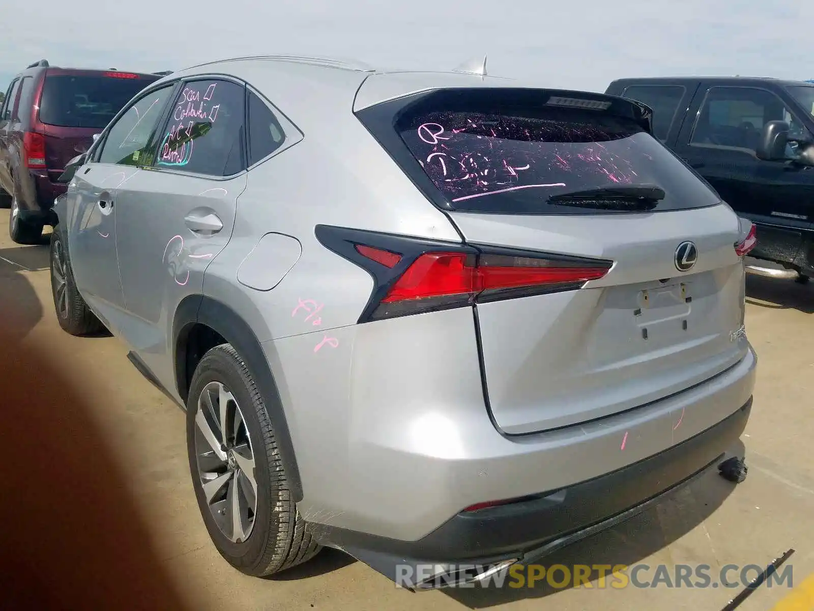 3 Фотография поврежденного автомобиля JTJYARBZ2K2127272 LEXUS NX 300 BAS 2019