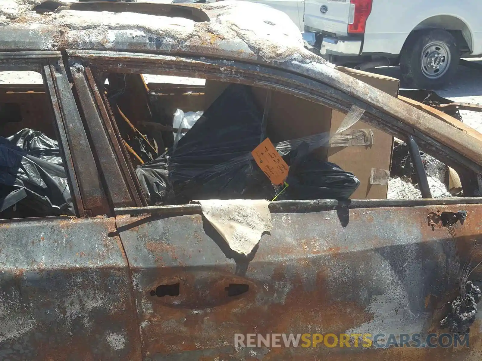 5 Фотография поврежденного автомобиля JTJYARBZ6K2127842 LEXUS NX 300 BAS 2019