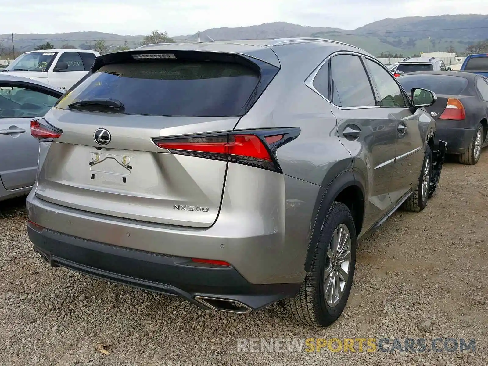 4 Фотография поврежденного автомобиля JTJYARBZ7K2144598 LEXUS NX 300 BAS 2019