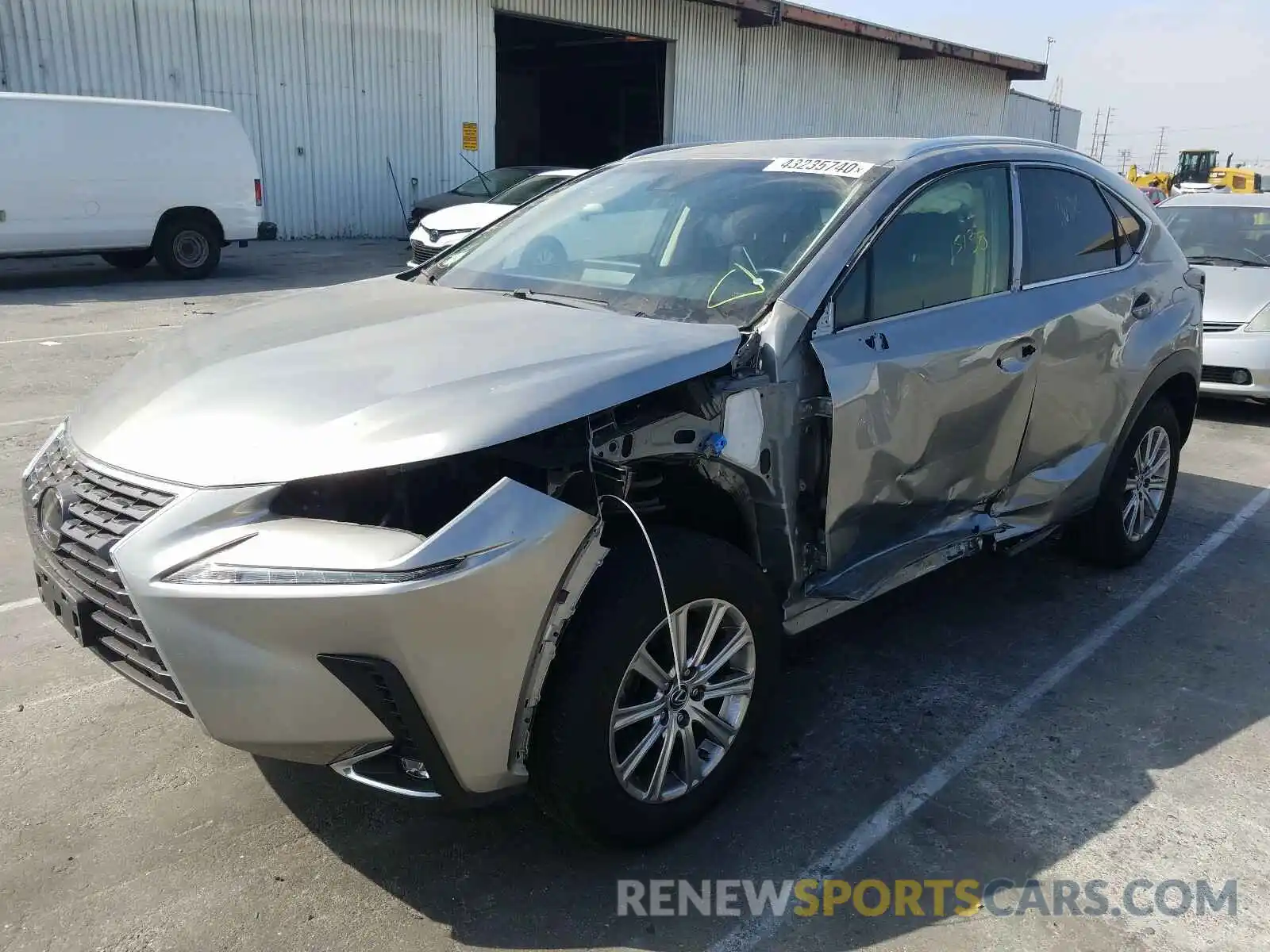 2 Фотография поврежденного автомобиля JTJYARBZ9K2121016 LEXUS NX 300 BAS 2019