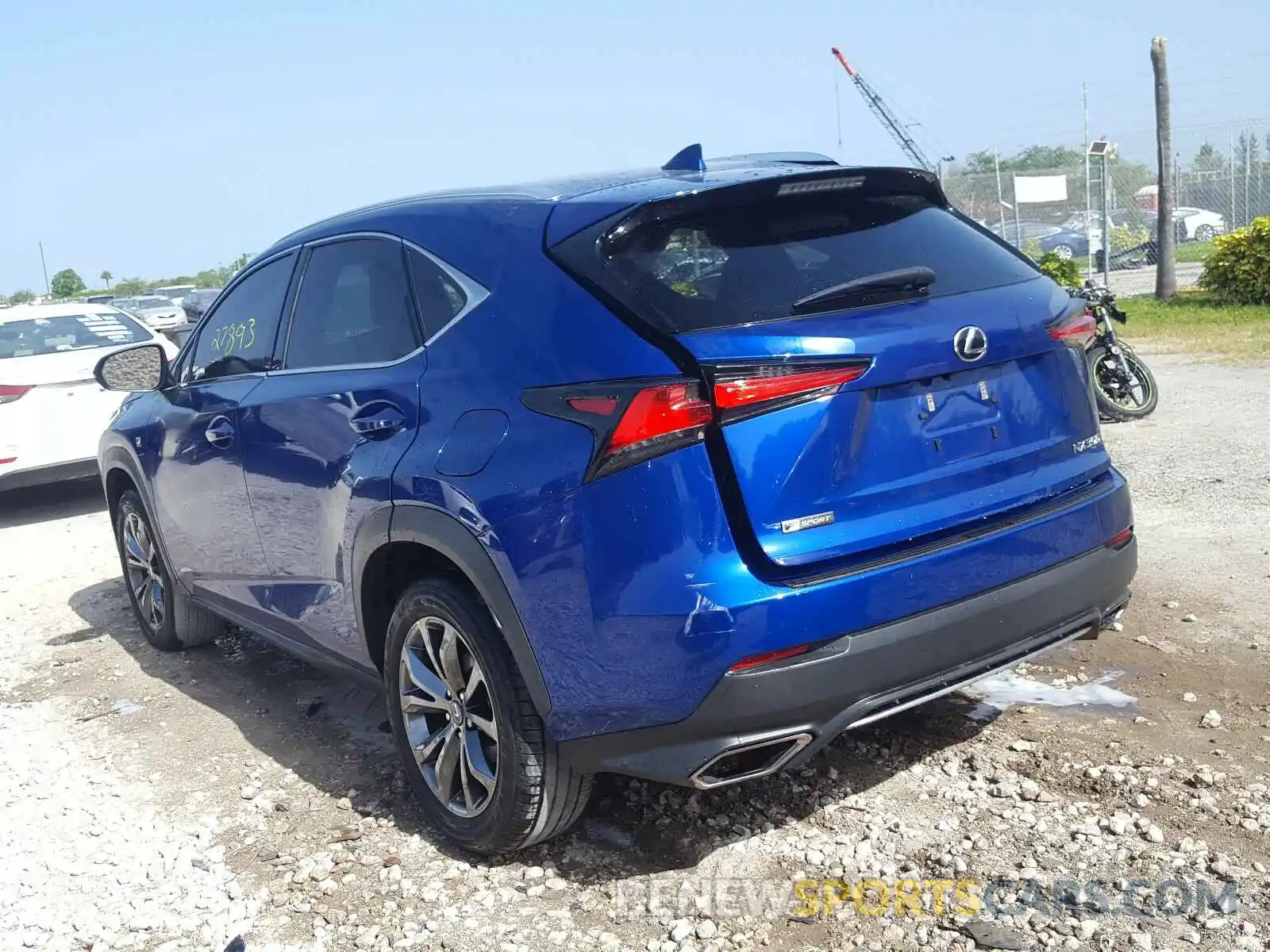 3 Фотография поврежденного автомобиля JTJYARBZ9K2124644 LEXUS NX 300 BAS 2019