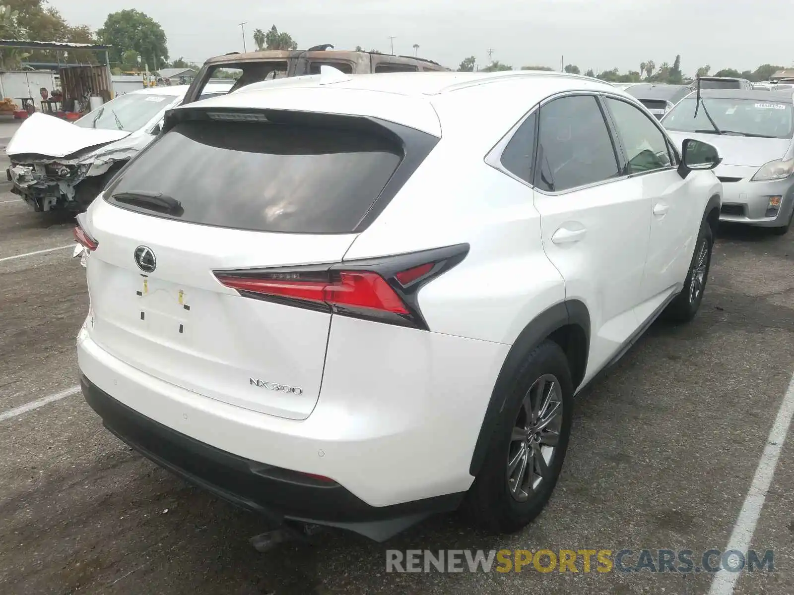 4 Фотография поврежденного автомобиля JTJYARBZ9K2148118 LEXUS NX 300 BAS 2019