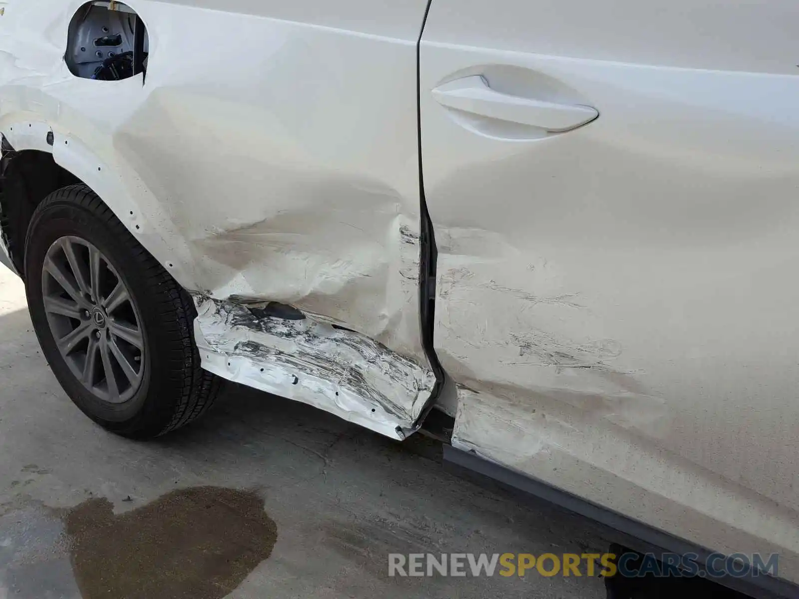 9 Photograph of a damaged car JTJYARBZXK2135314 LEXUS NX 300 BAS 2019