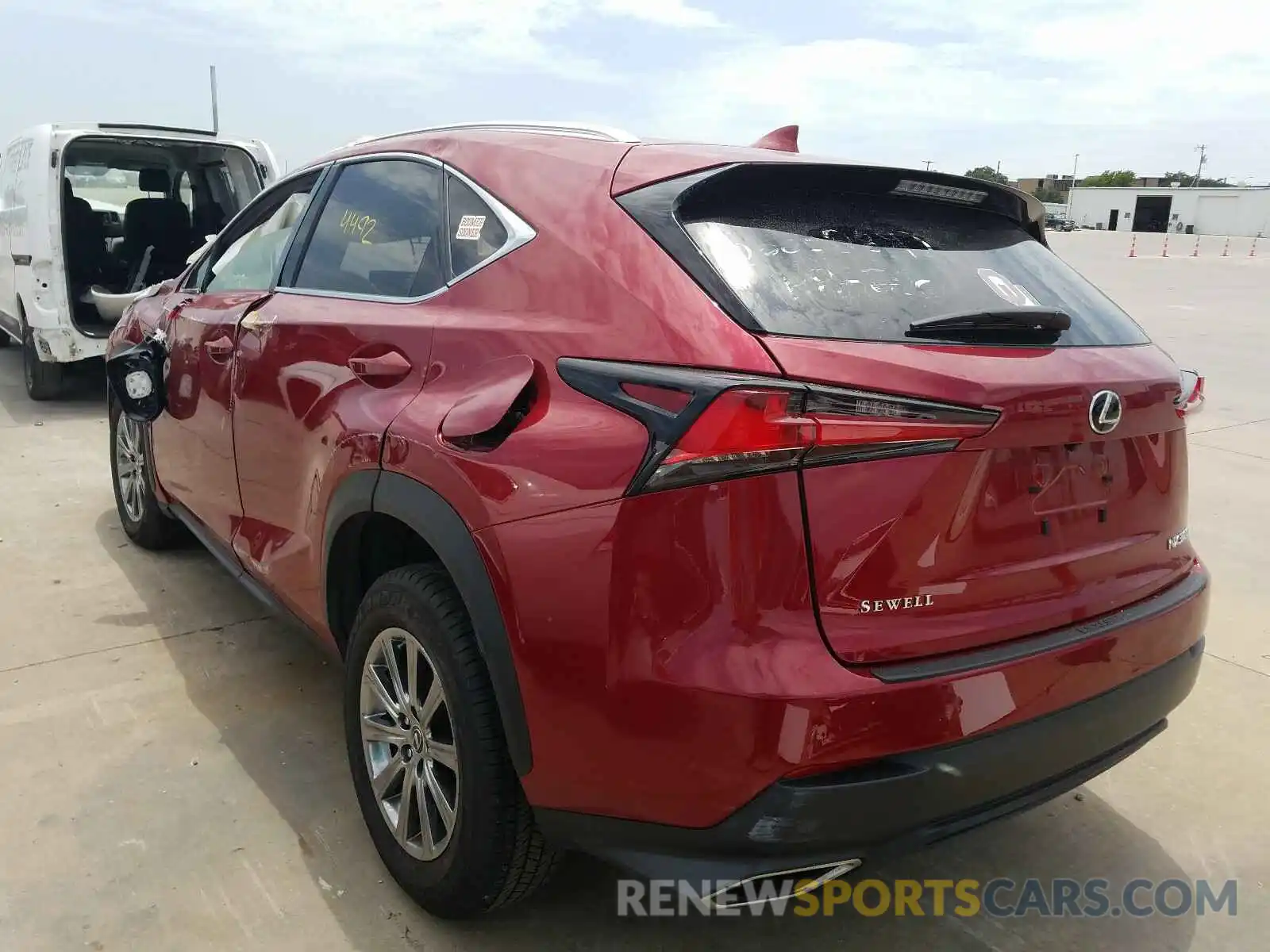 3 Фотография поврежденного автомобиля JTJYARBZXK2156843 LEXUS NX 300 BAS 2019