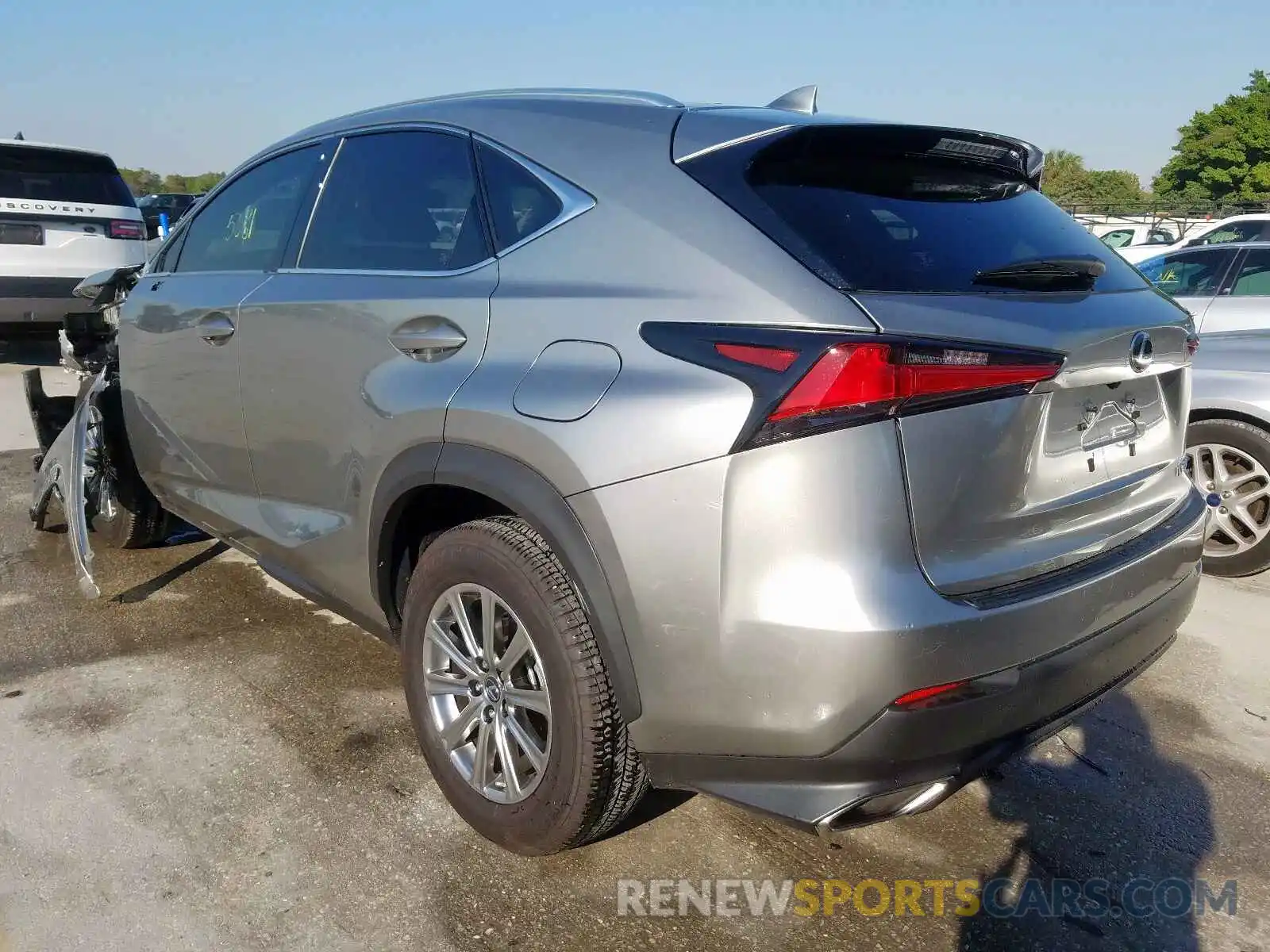 3 Фотография поврежденного автомобиля JTJAARBZ0L2158880 LEXUS NX 300 BAS 2020