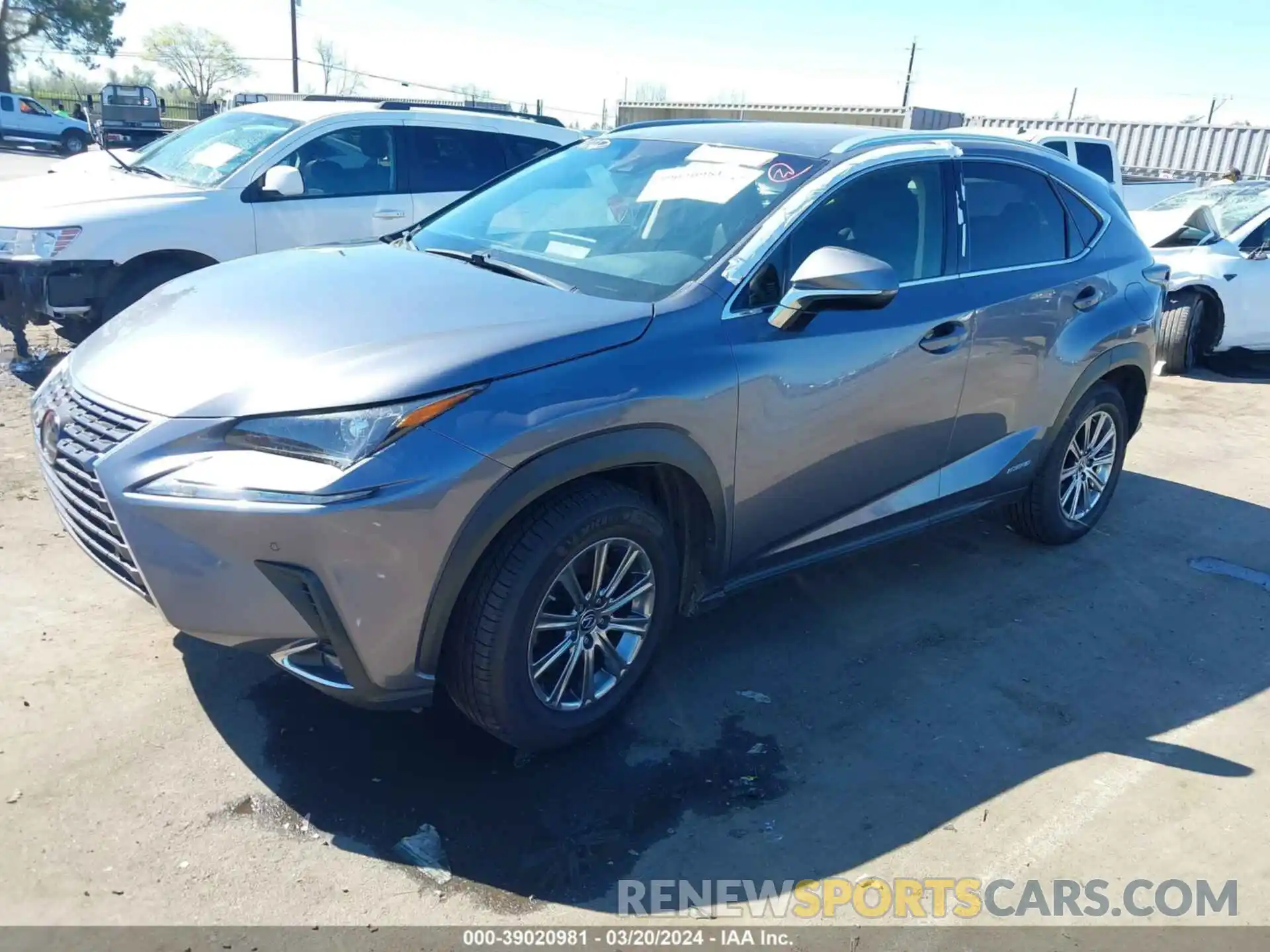 2 Фотография поврежденного автомобиля JTJBJRBZ7K2102597 LEXUS NX 300H 2019