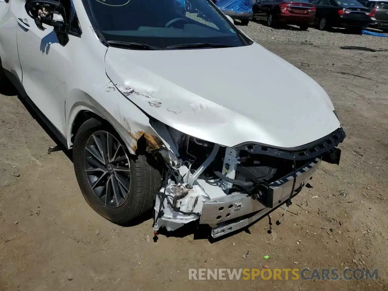 9 Photograph of a damaged car 2T2AKCEZ2NC001389 LEXUS NX 350H 2022