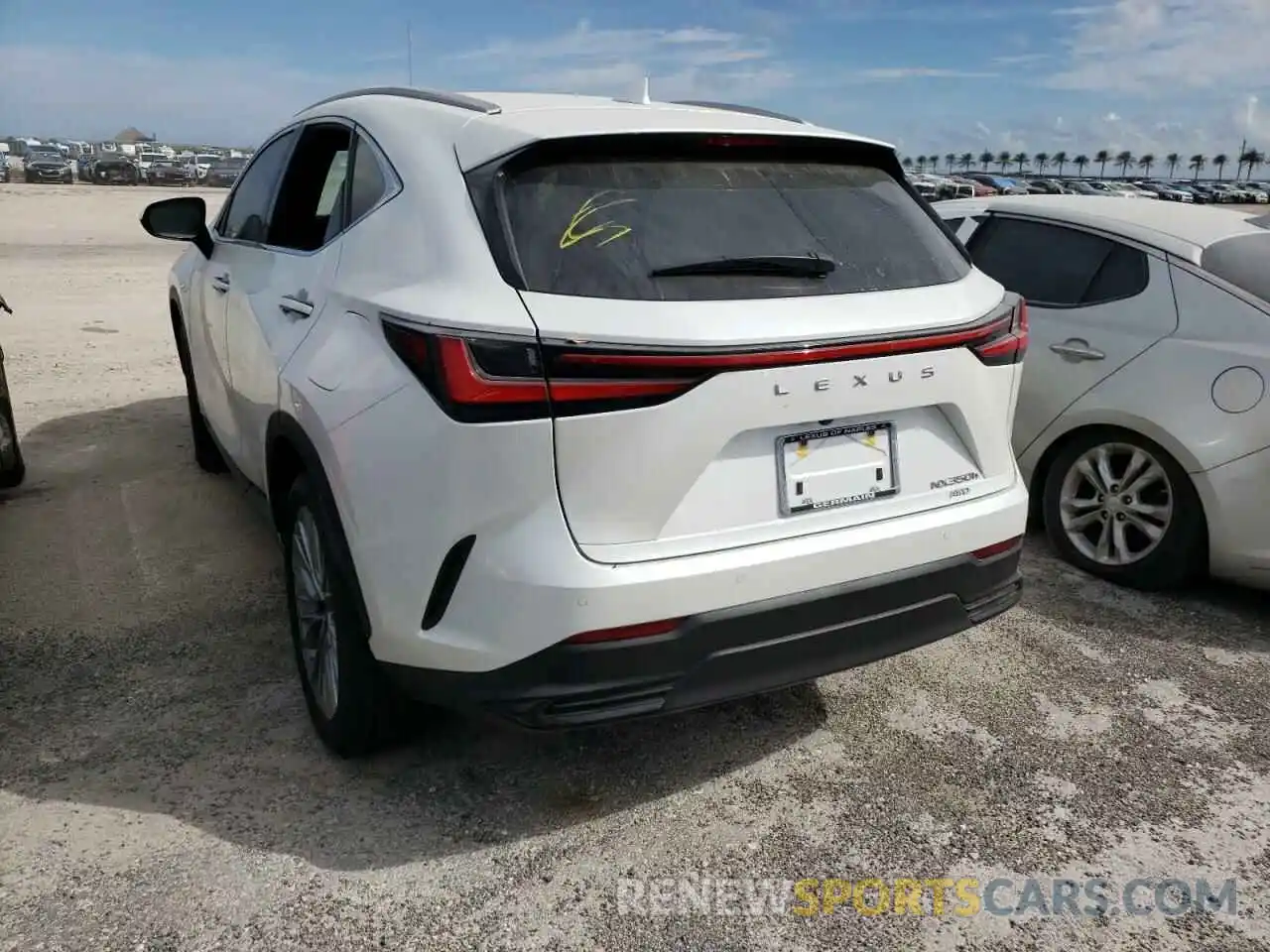 3 Photograph of a damaged car 2T2GKCEZ4NC003333 LEXUS NX 350H 2022