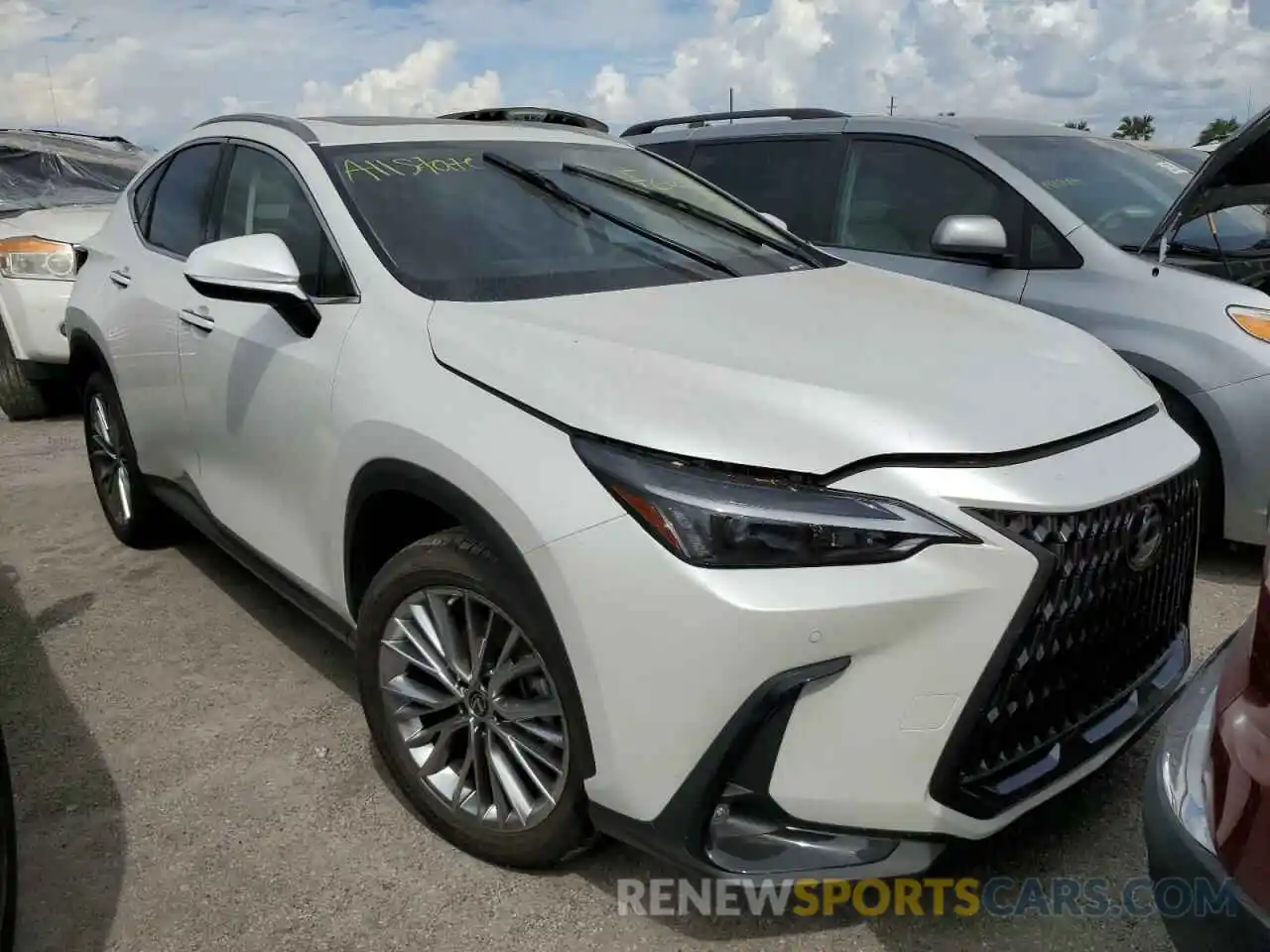 1 Фотография поврежденного автомобиля JTJGKCEZ0N5000895 LEXUS NX 350H 2022