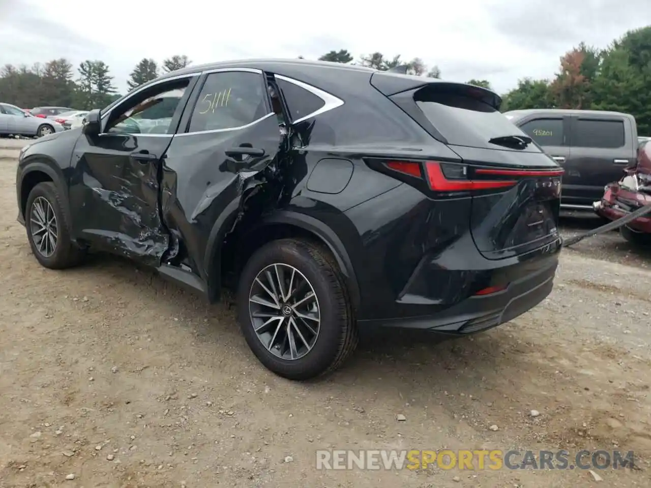 3 Фотография поврежденного автомобиля JTJGKCEZ0N5001819 LEXUS NX 350H 2022