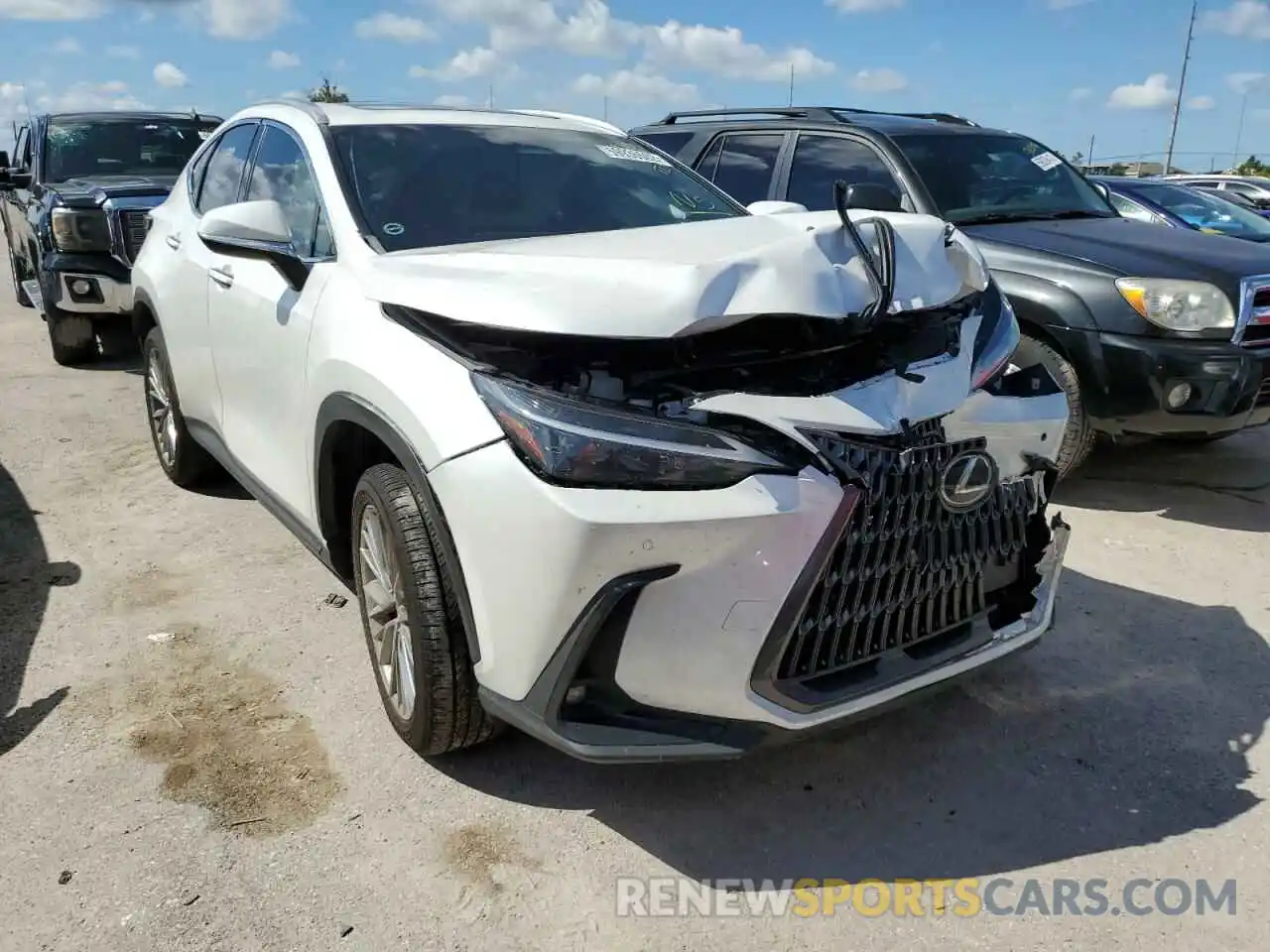 1 Фотография поврежденного автомобиля JTJGKCEZXN5001536 LEXUS NX 350H 2022