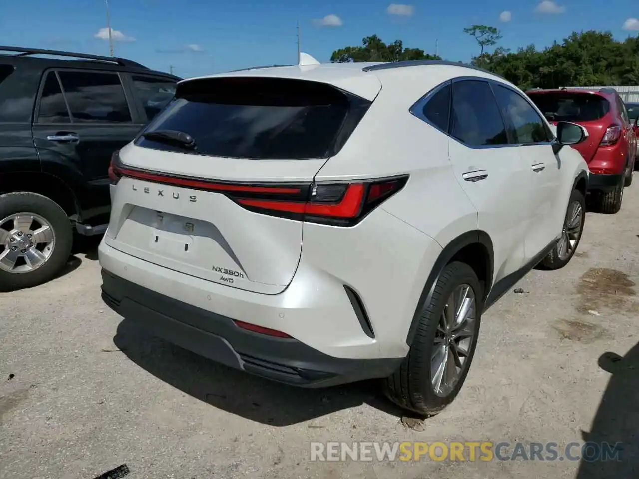 4 Фотография поврежденного автомобиля JTJGKCEZXN5001536 LEXUS NX 350H 2022