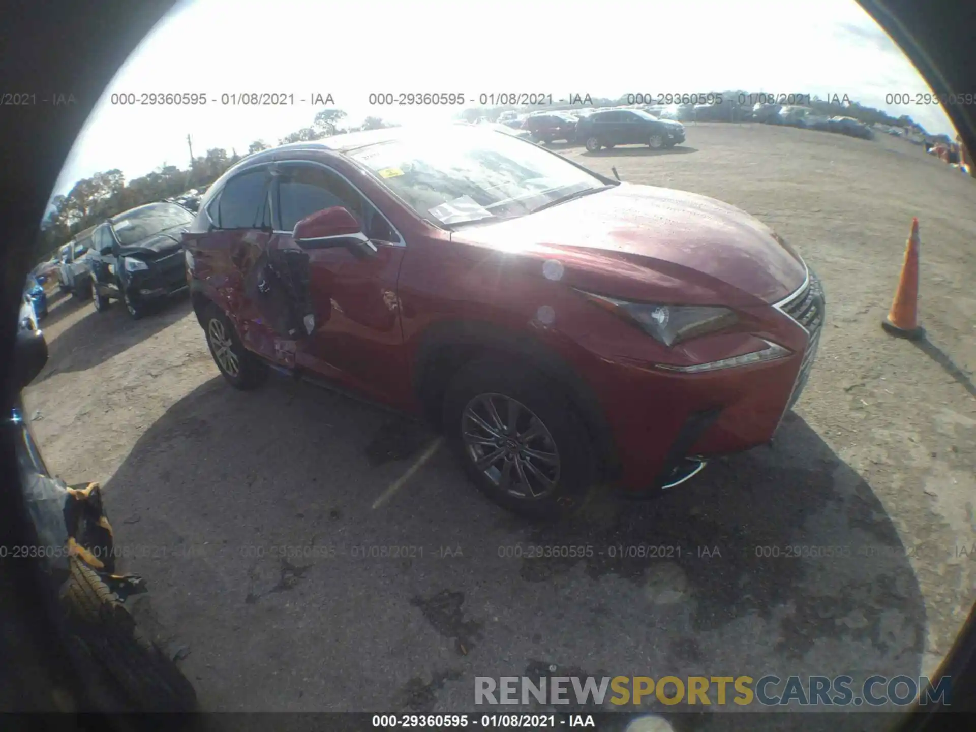 1 Фотография поврежденного автомобиля JTJDARBZXM5020728 LEXUS NX300H 2021