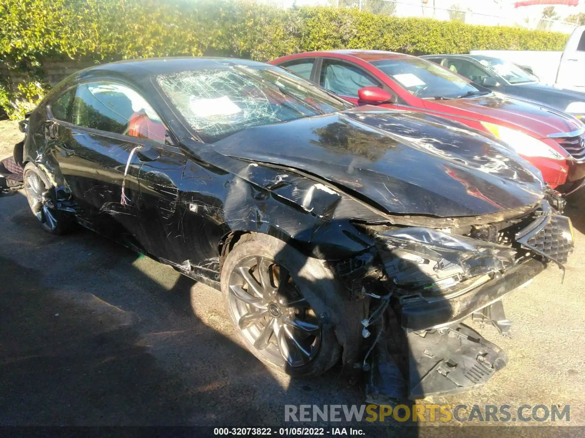 1 Photograph of a damaged car JTHHA5BC9K5009689 LEXUS RC 2019