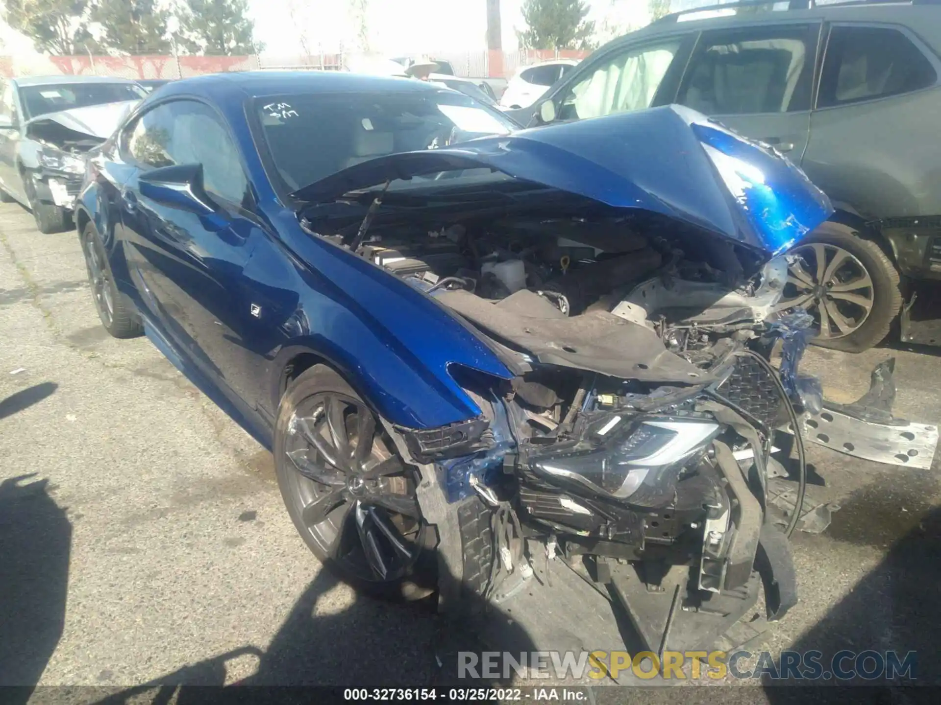 1 Photograph of a damaged car JTHHA5BC9K5010258 LEXUS RC 2019