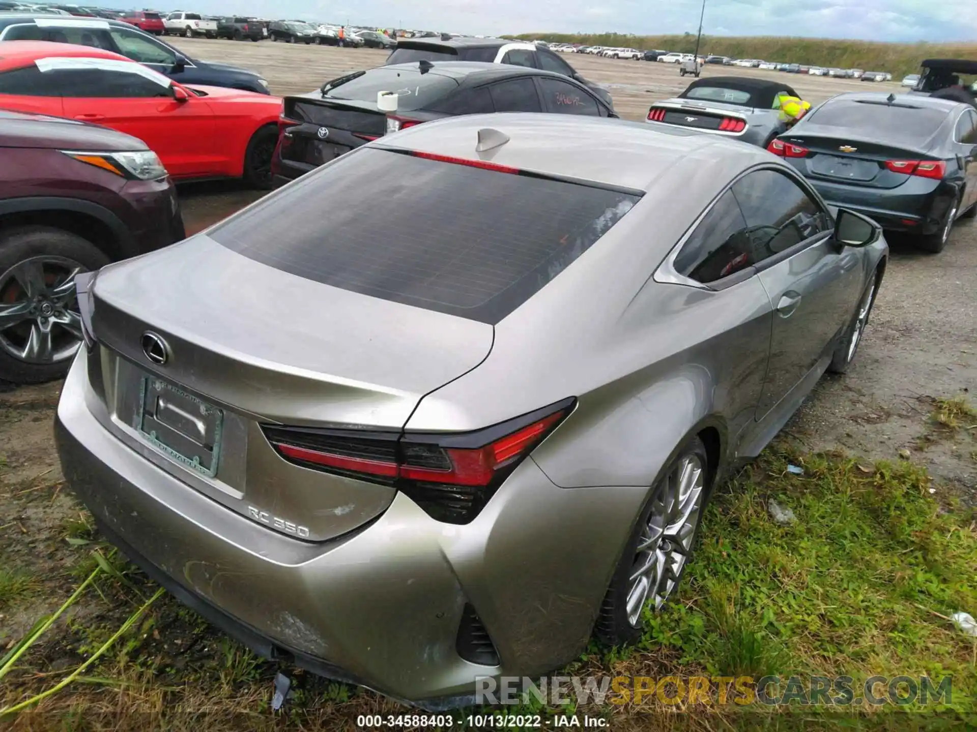 4 Photograph of a damaged car JTHHZ5BC6K5019394 LEXUS RC 2019