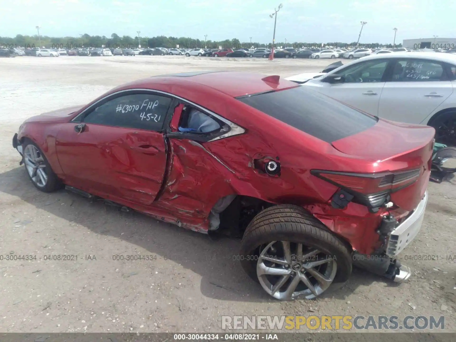 3 Photograph of a damaged car JTHAA5BC8L5010643 LEXUS RC 2020