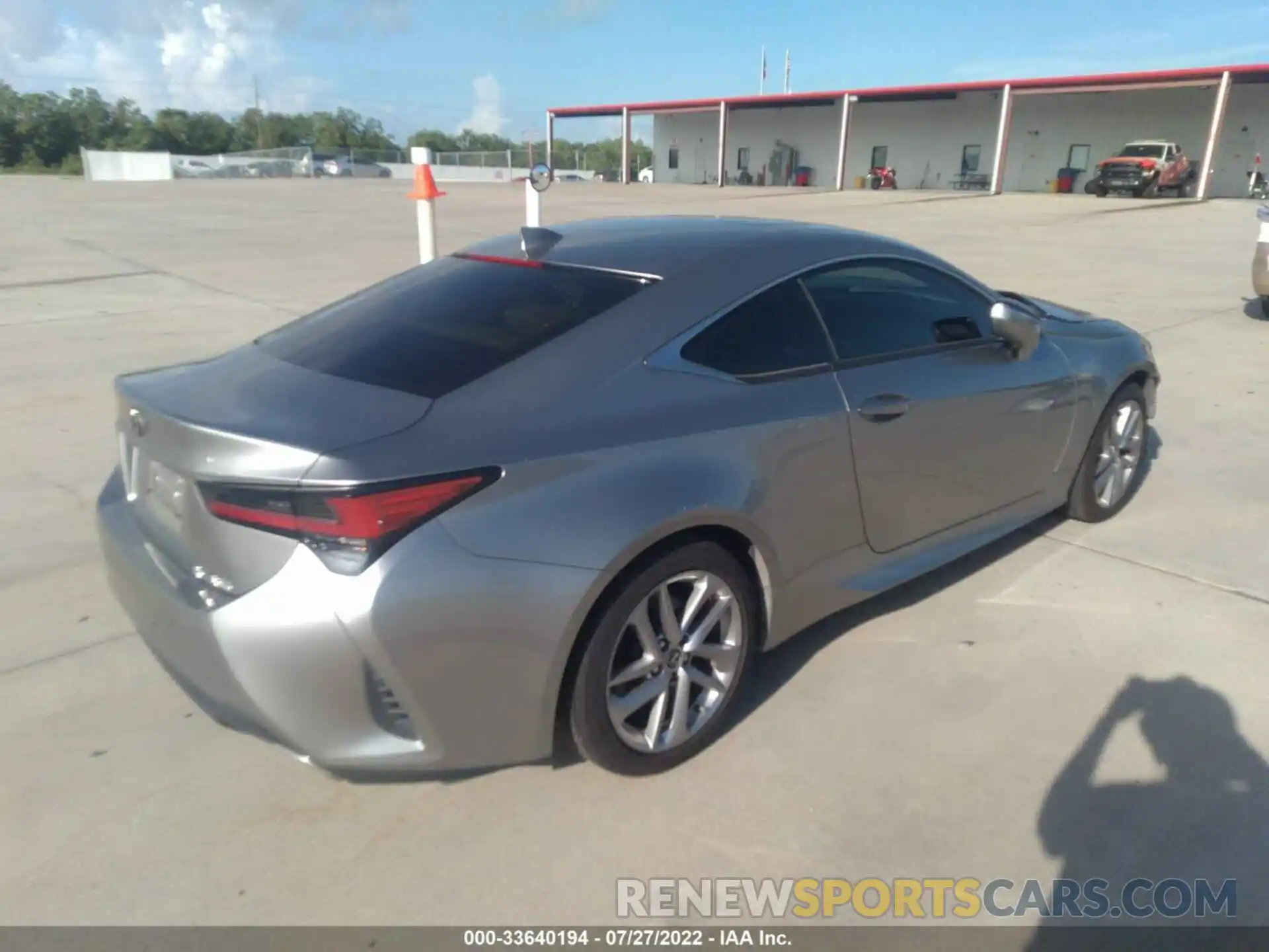 4 Photograph of a damaged car JTHAA5BCXL5011051 LEXUS RC 2020